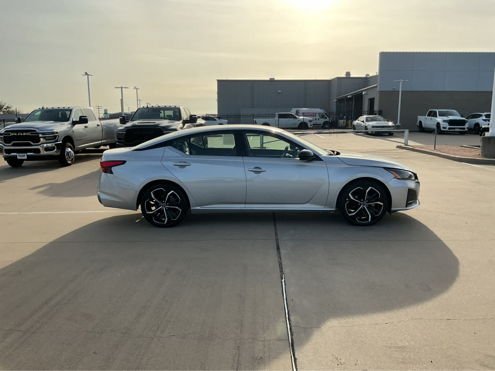 Used Car 2023 Nissan Altima  2.5 Sr For Sale Under $25,000 In Waco, Texas