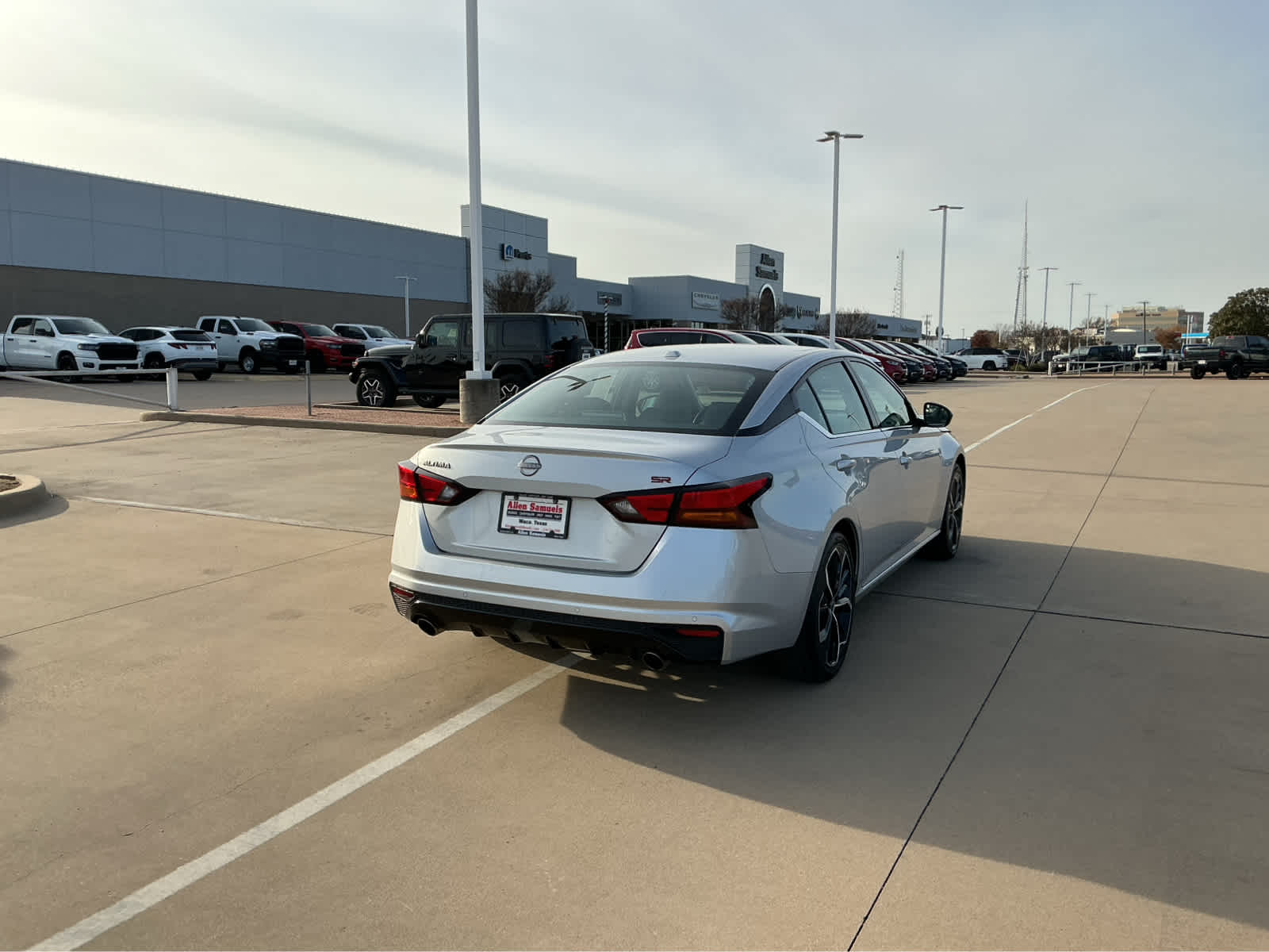 Used Car 2023 Nissan Altima  2.5 Sr For Sale Under $25,000 In Waco, Texas