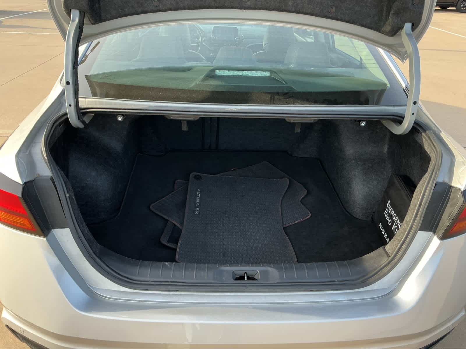 Used Car 2023 Nissan Altima  2.5 Sr For Sale Under $25,000 In Waco, Texas