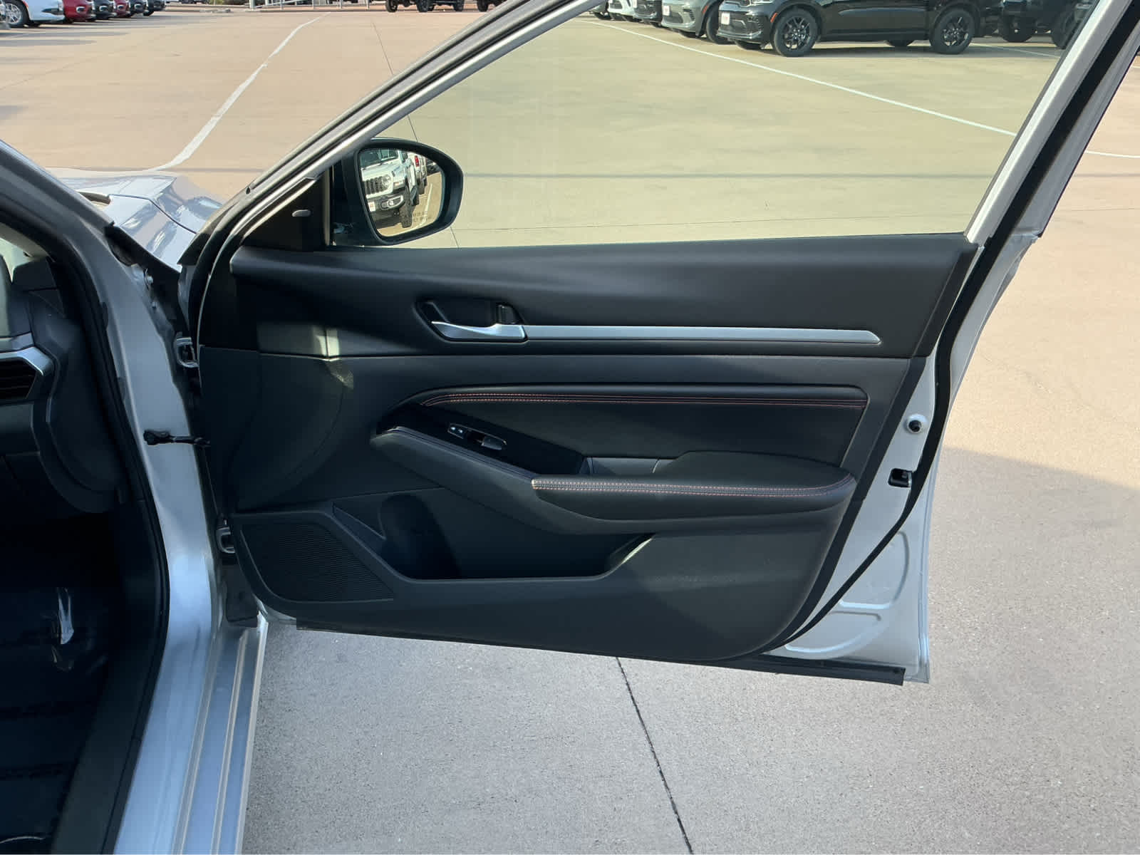 Used Car 2023 Nissan Altima  2.5 Sr For Sale Under $25,000 In Waco, Texas