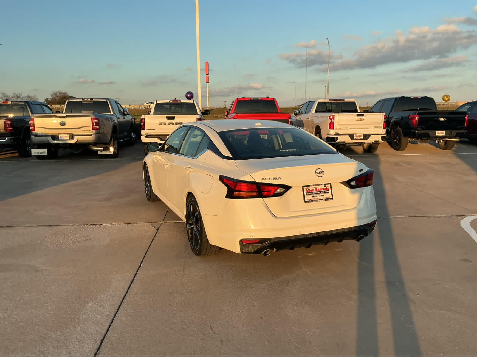 Used Car 2024 Nissan Altima  2.5 Sr For Sale Under $25,000 In Waco, Texas