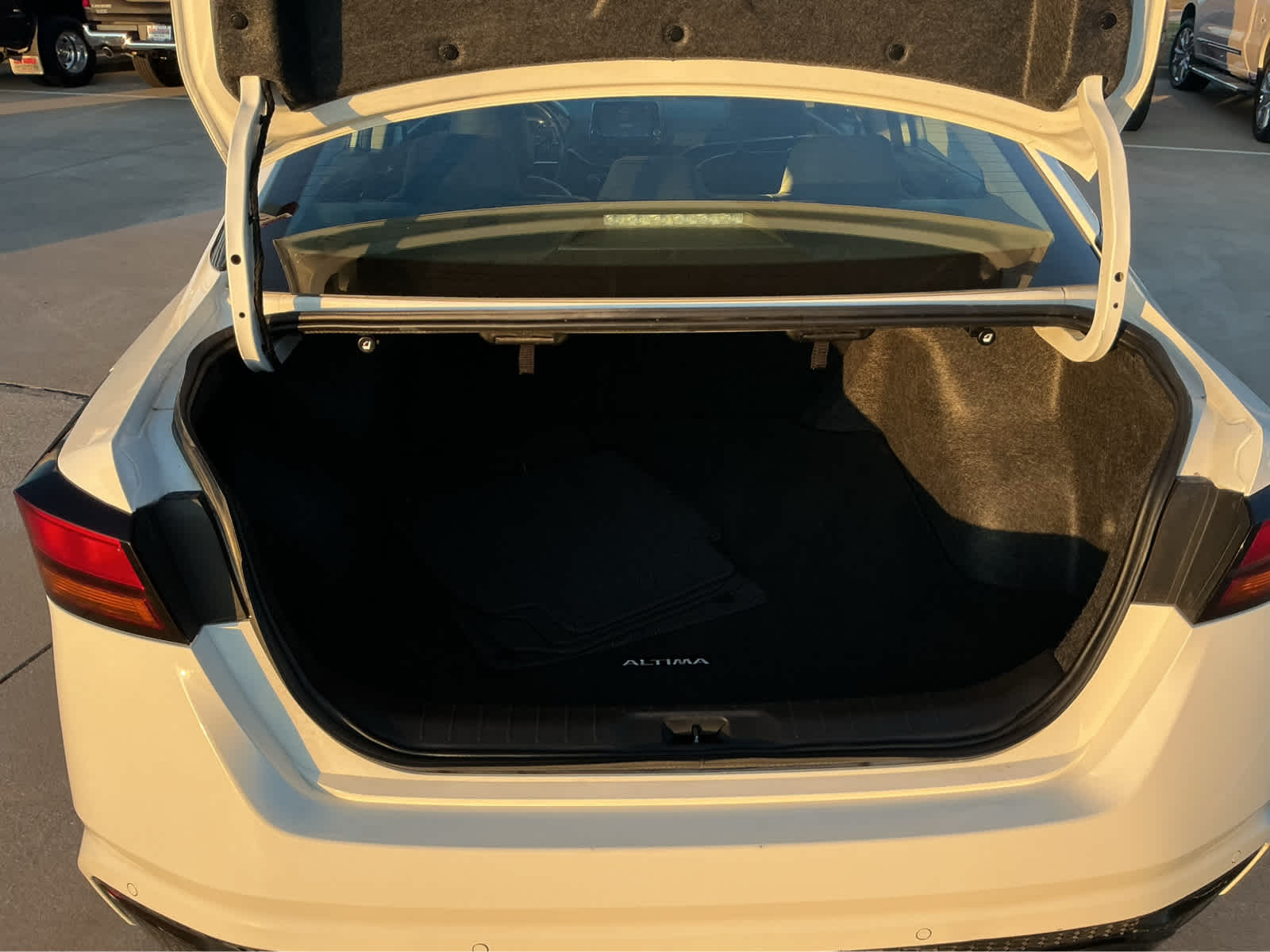 Used Car 2024 Nissan Altima  2.5 Sr For Sale Under $25,000 In Waco, Texas