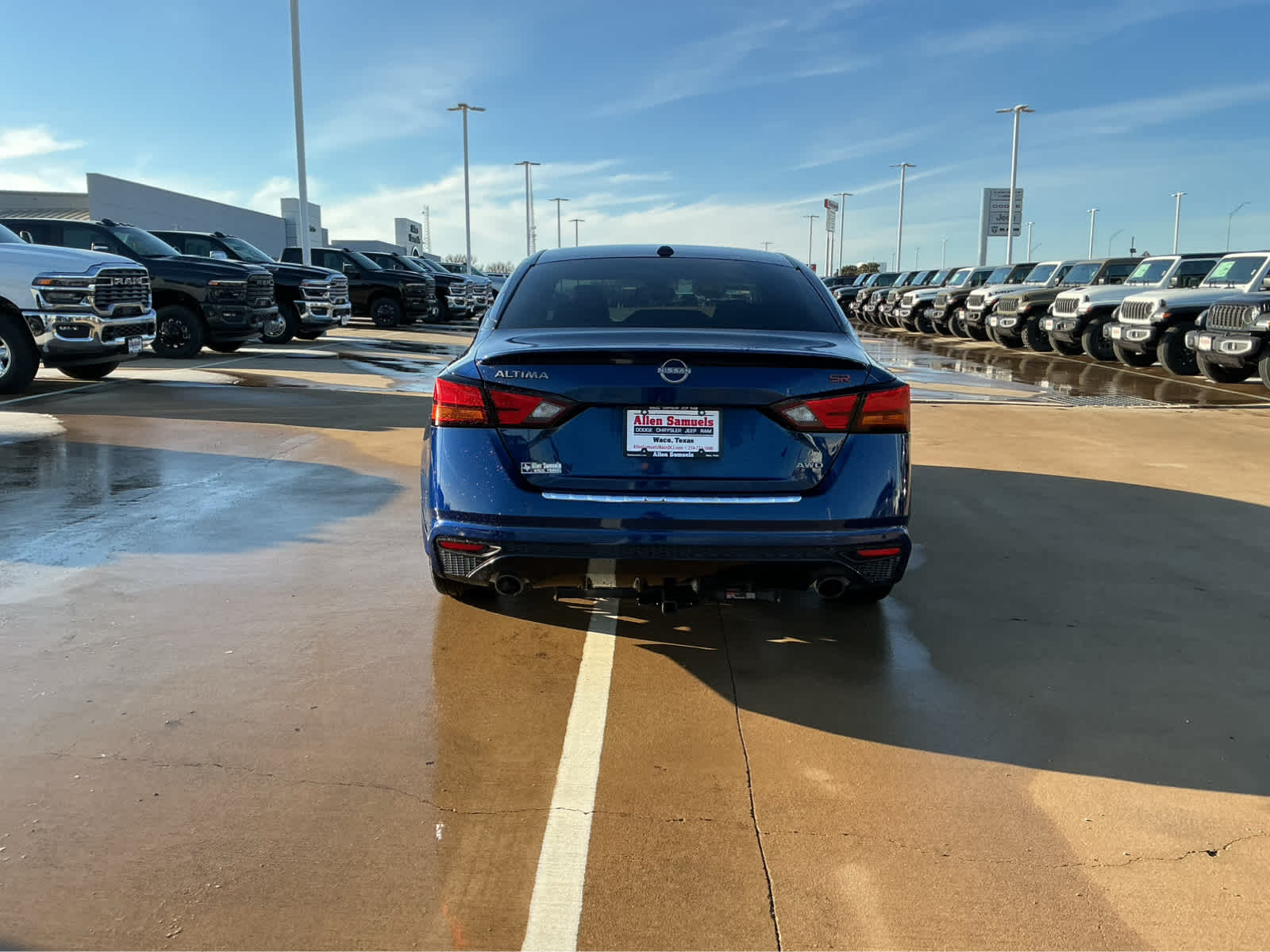 Used Car 2023 Nissan Altima  2.5 Sr For Sale Under $25,000 In Waco, Texas