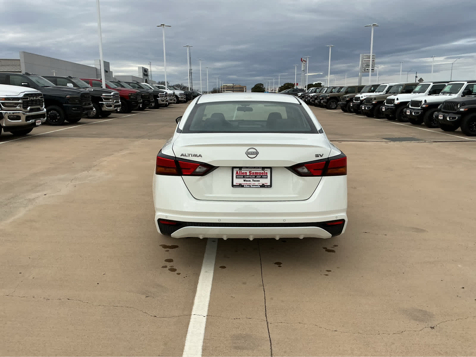 Used Car 2023 Nissan Altima  2.5 Sv For Sale Under $25,000 In Waco, Texas