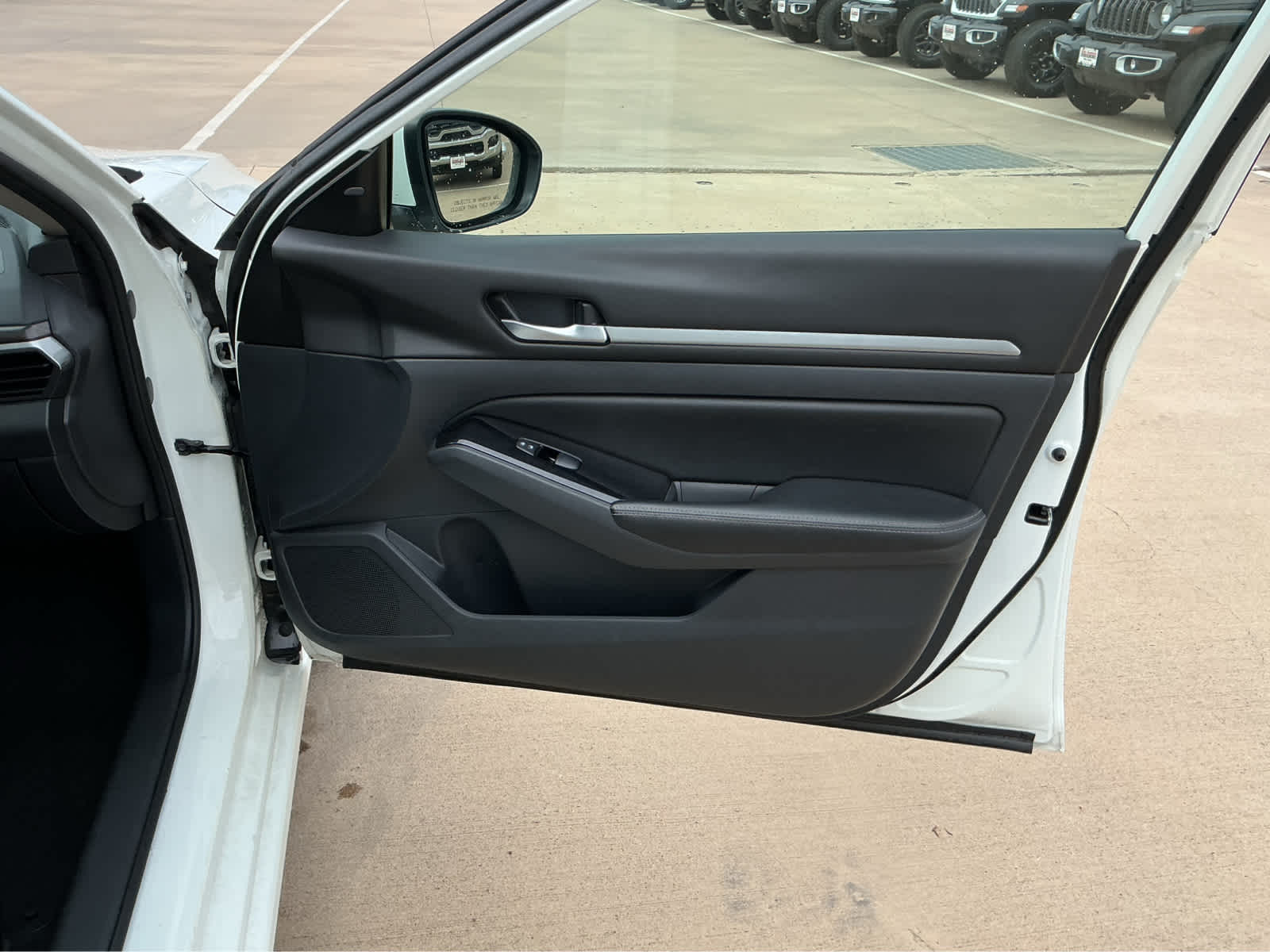 Used Car 2023 Nissan Altima  2.5 Sv For Sale Under $25,000 In Waco, Texas