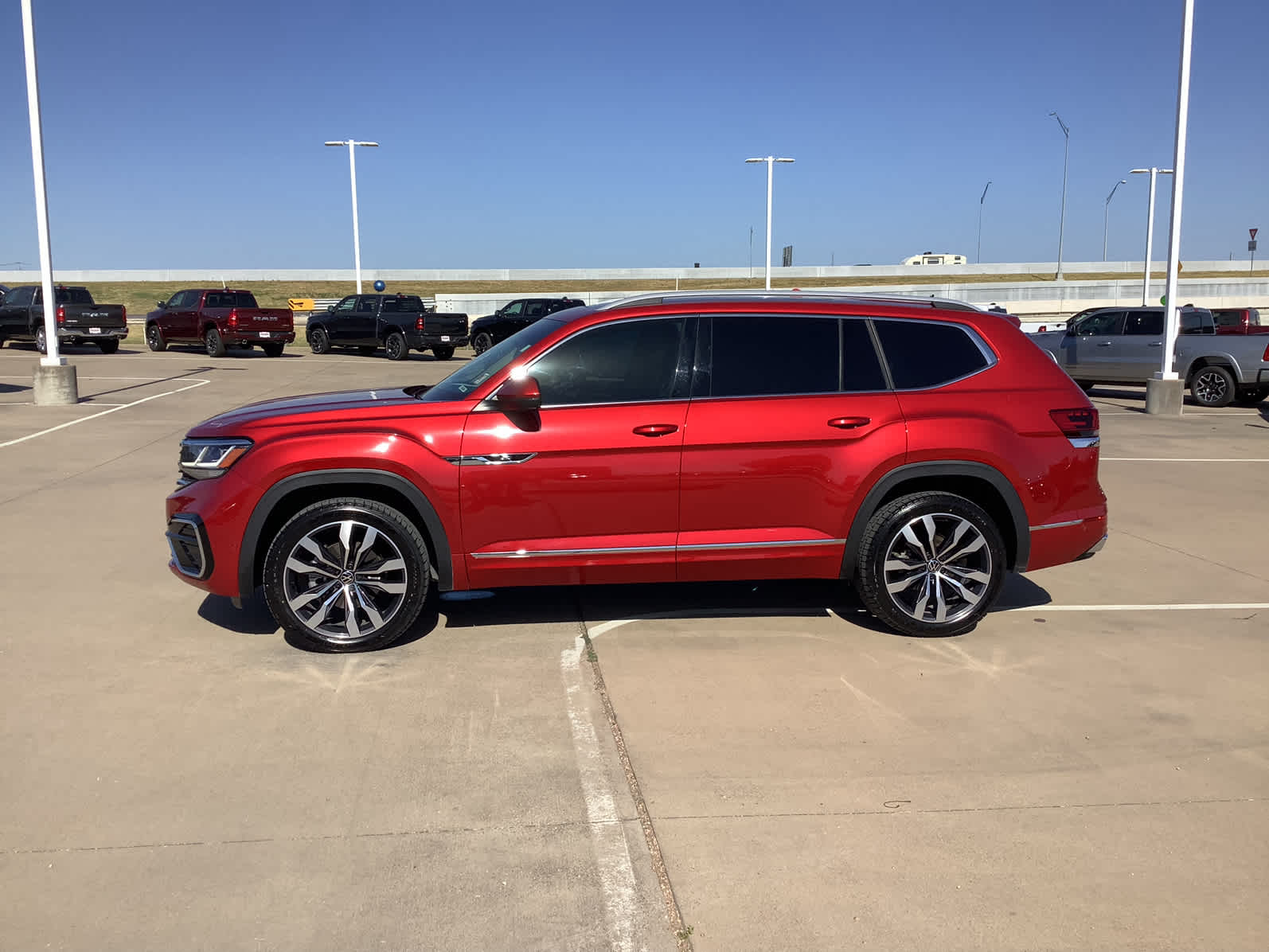 Used Car 2022 Volkswagen Atlas  3.6l V6 Sel Premium R-line For Sale Under $40,000 In Waco, Texas