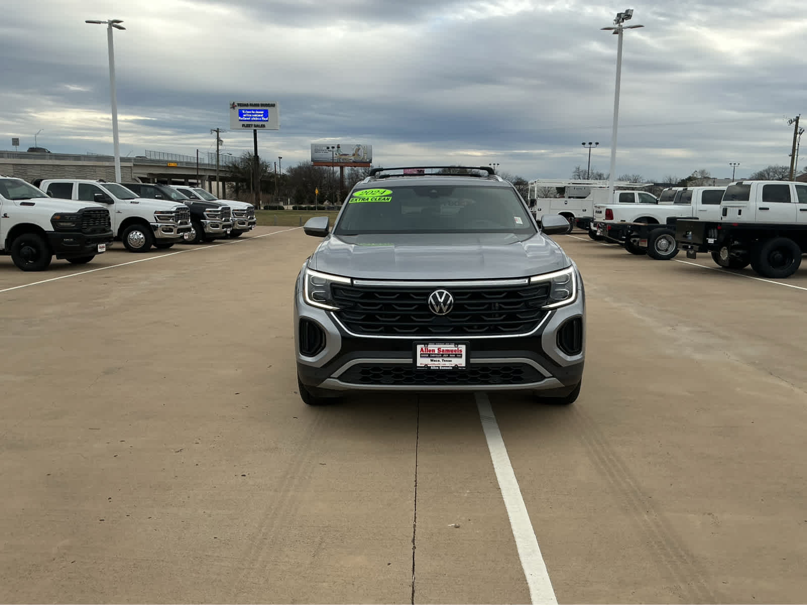 Used Car 2024 Volkswagen Atlas Cross Sport  2.0t Se W/technology For Sale Under $30,000 In Waco, Texas