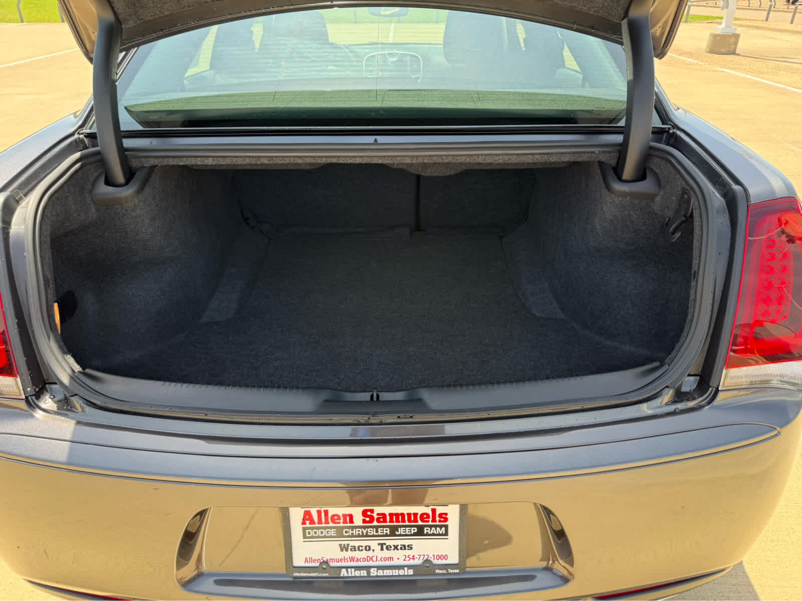 used 2023 Chrysler 300 car, priced at $28,800