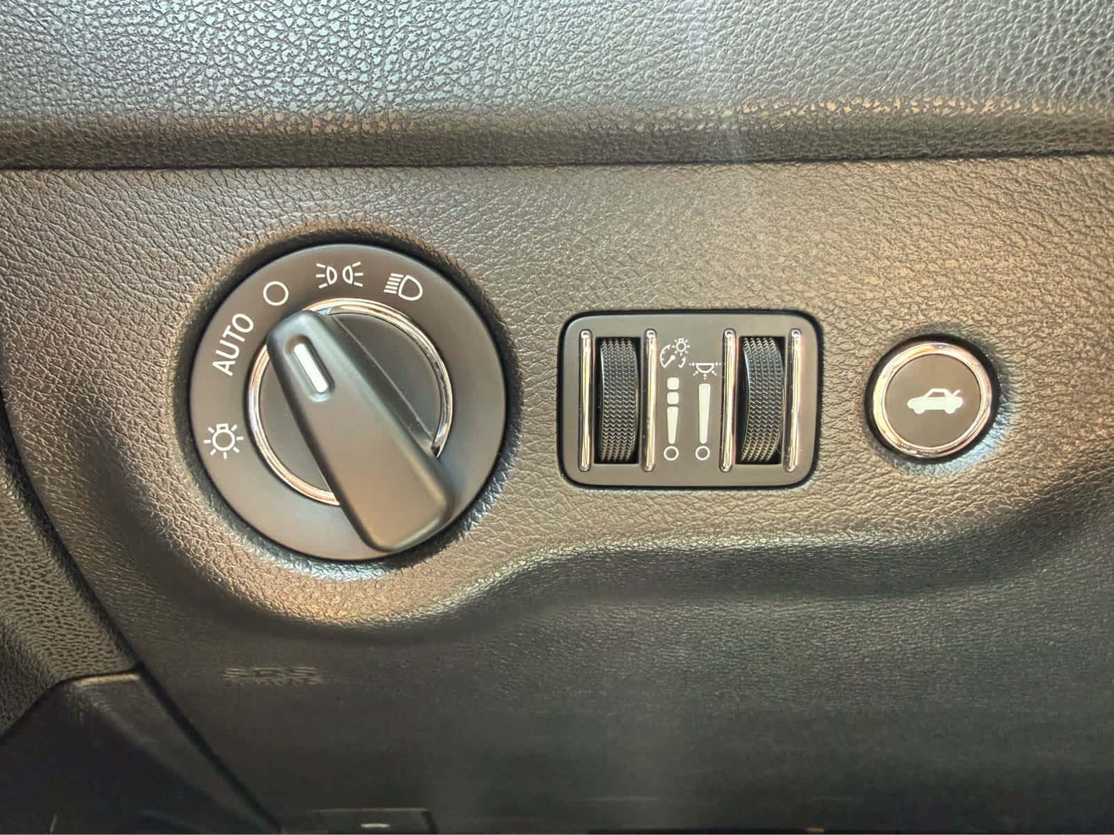 used 2023 Chrysler 300 car, priced at $28,800