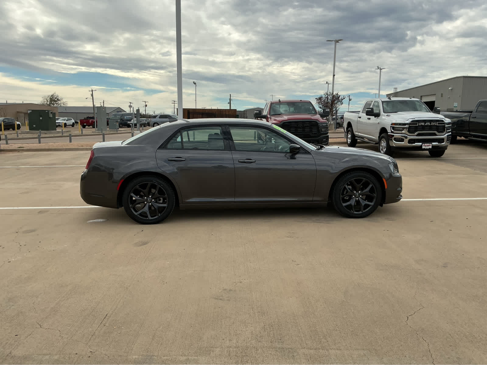 Used Car 2023 Chrysler 300  Touring For Sale Under $30,000 In Waco, Texas