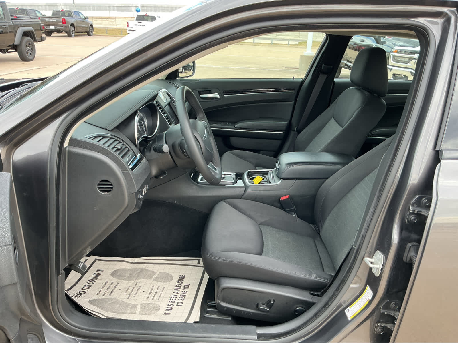 Used Car 2023 Chrysler 300  Touring For Sale Under $30,000 In Waco, Texas