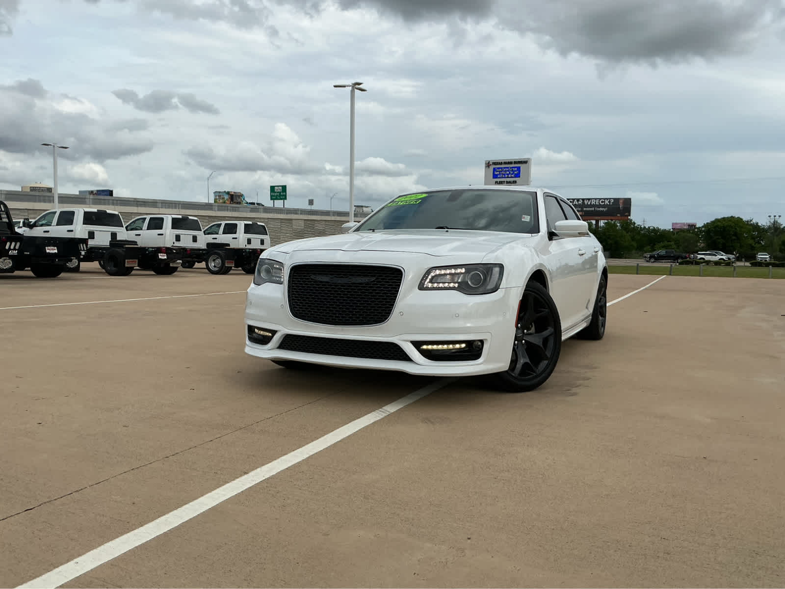 Used Car 2022 Chrysler 300  Touring L For Sale Under $25,000 In Waco, Texas