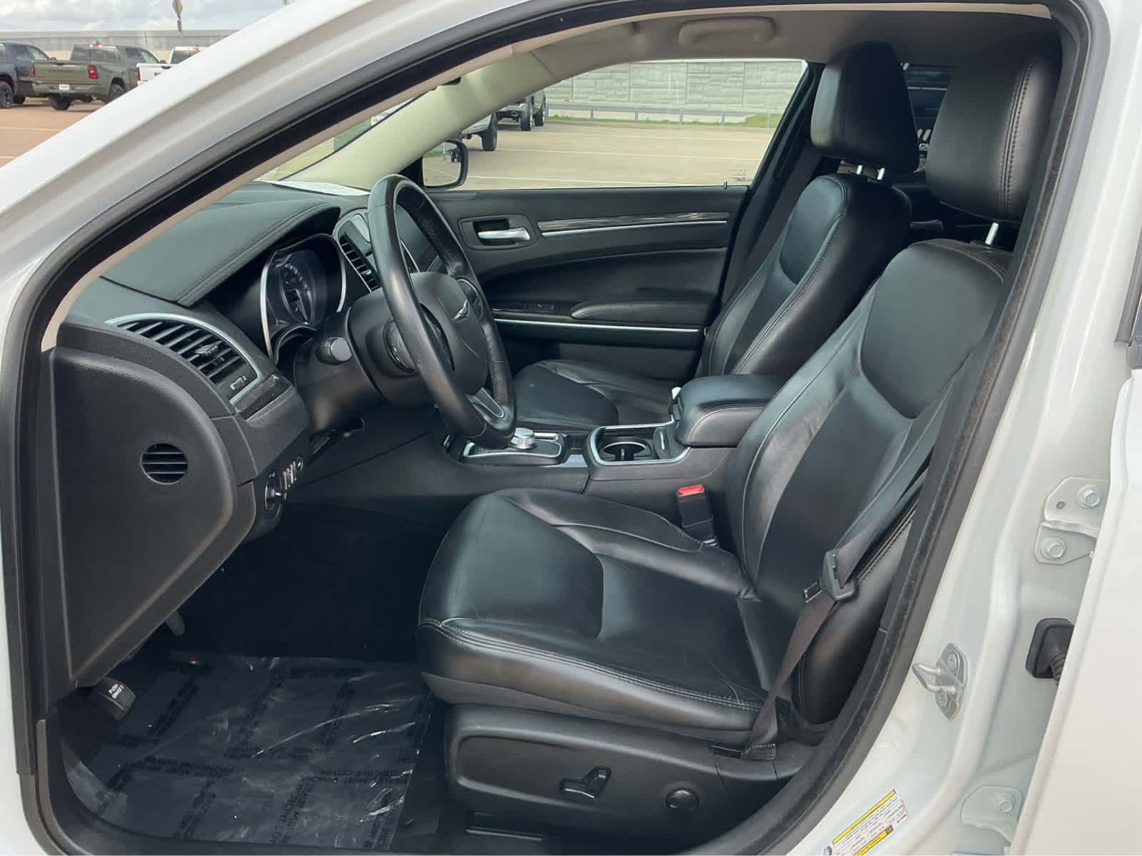 Used Car 2022 Chrysler 300  Touring L For Sale Under $25,000 In Waco, Texas