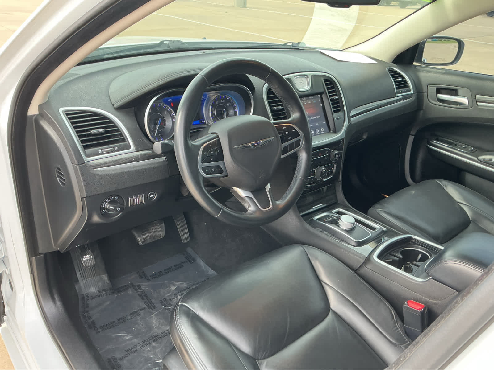 Used Car 2022 Chrysler 300  Touring L For Sale Under $25,000 In Waco, Texas