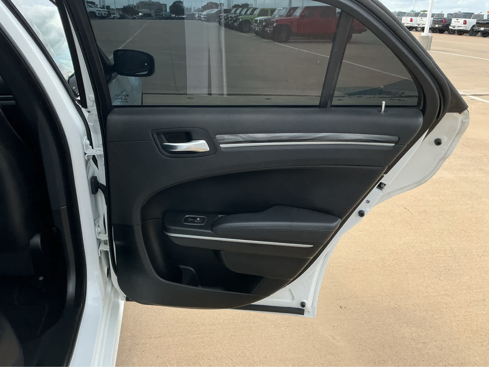 Used Car 2022 Chrysler 300  Touring L For Sale Under $25,000 In Waco, Texas