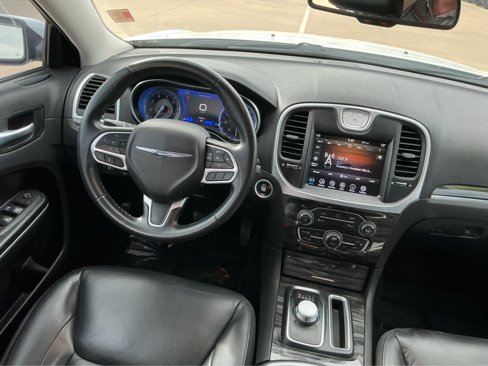 Used Car 2022 Chrysler 300  Touring L For Sale Under $25,000 In Waco, Texas