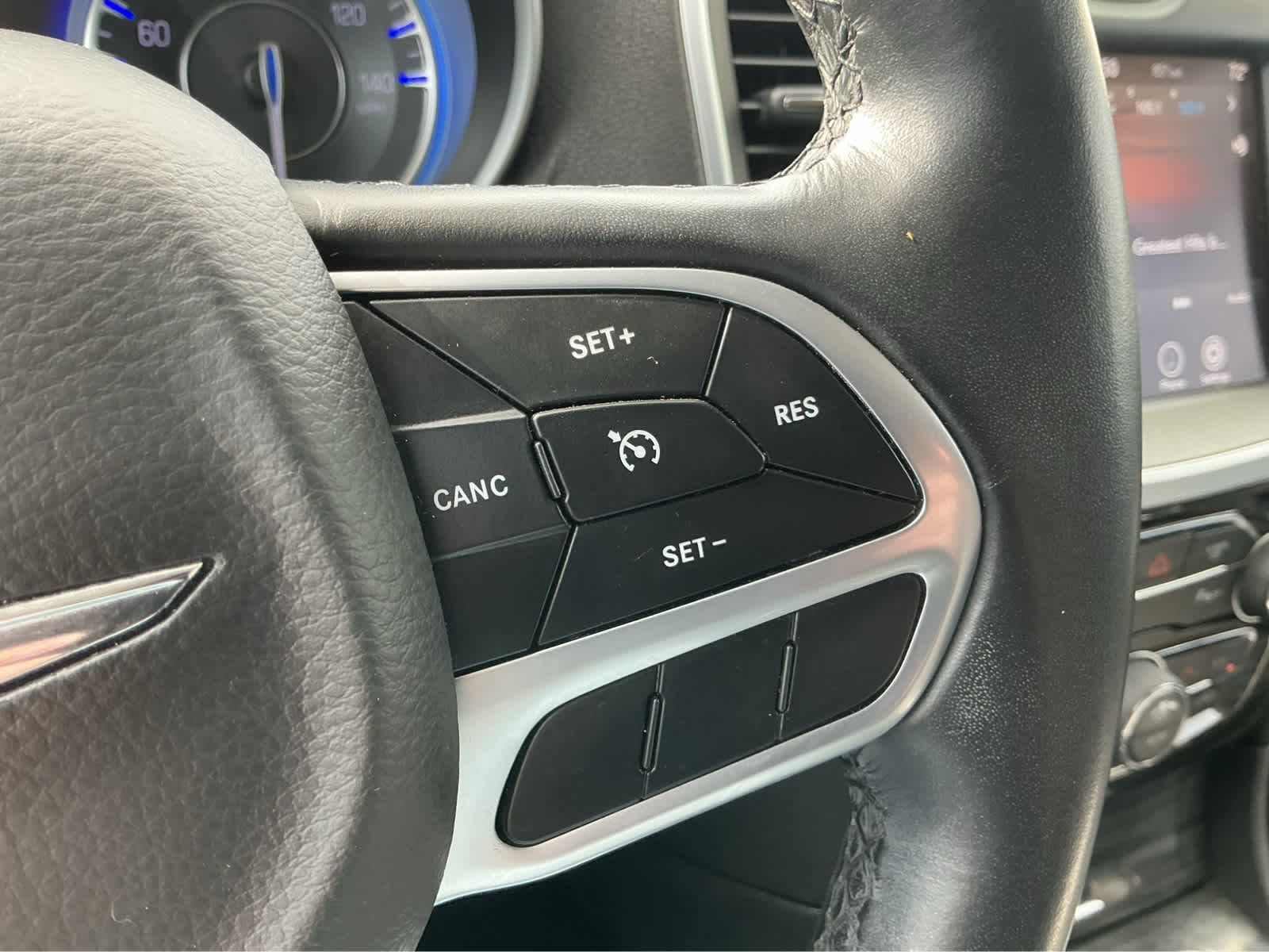 Used Car 2022 Chrysler 300  Touring L For Sale Under $25,000 In Waco, Texas