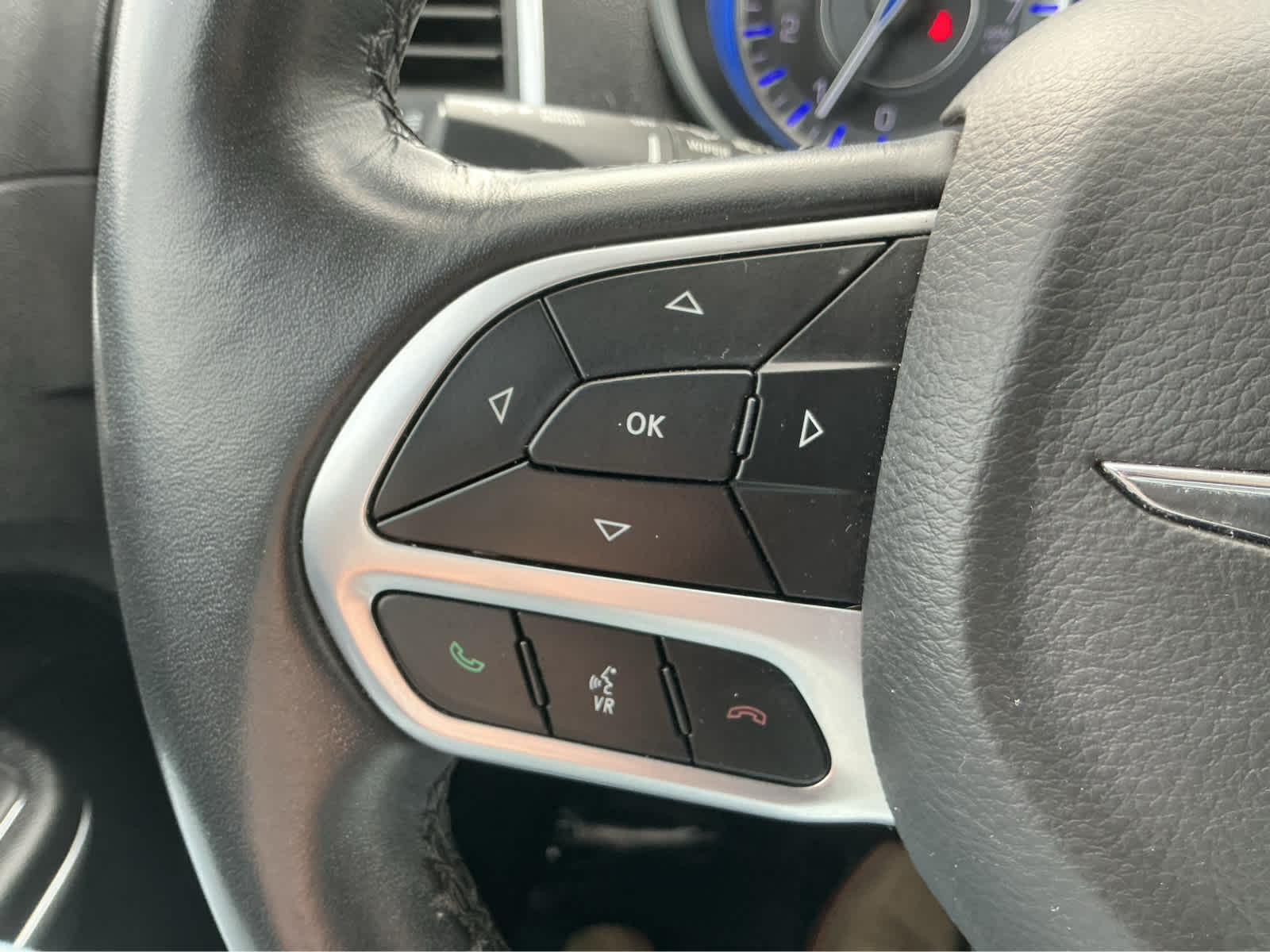 Used Car 2022 Chrysler 300  Touring L For Sale Under $25,000 In Waco, Texas