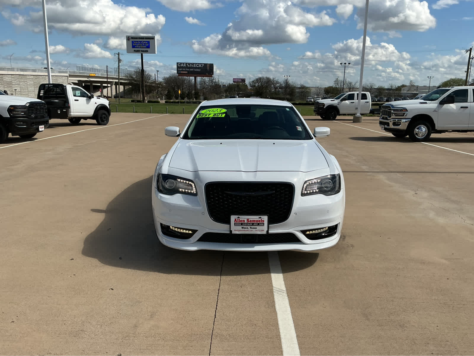 Used Car 2023 Chrysler 300  Touring L For Sale Under $35,000 In Waco, Texas