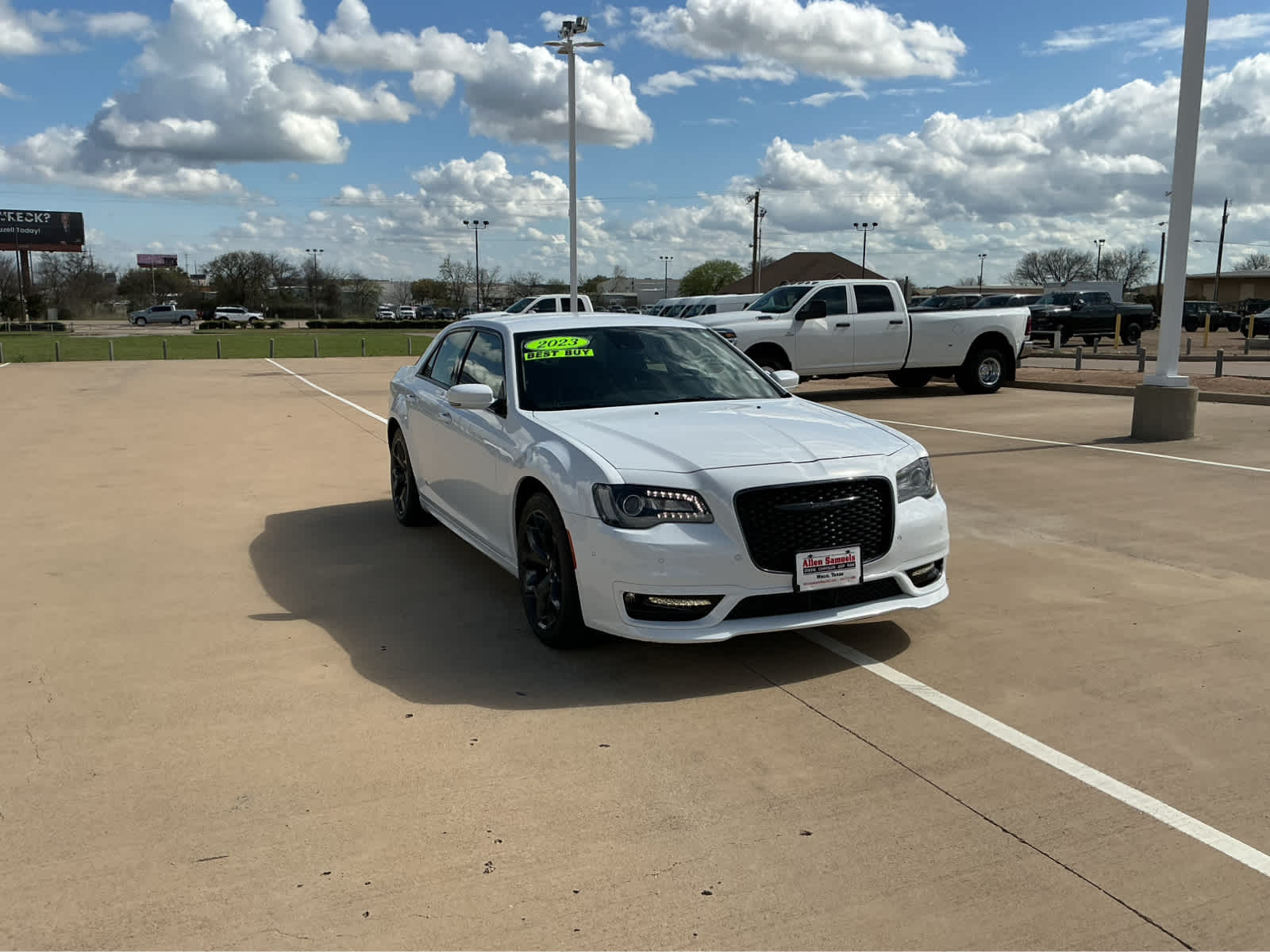 Used Car 2023 Chrysler 300  Touring L For Sale Under $35,000 In Waco, Texas