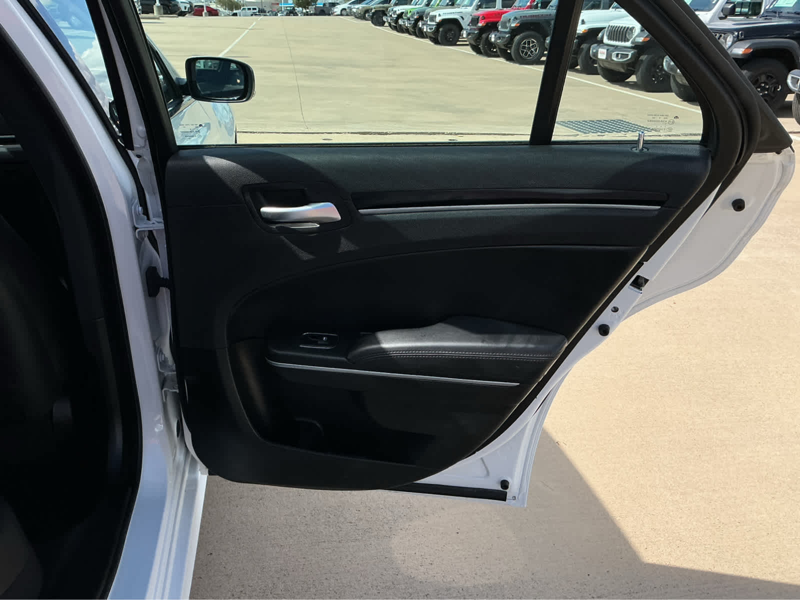 Used Car 2023 Chrysler 300  Touring L For Sale Under $35,000 In Waco, Texas