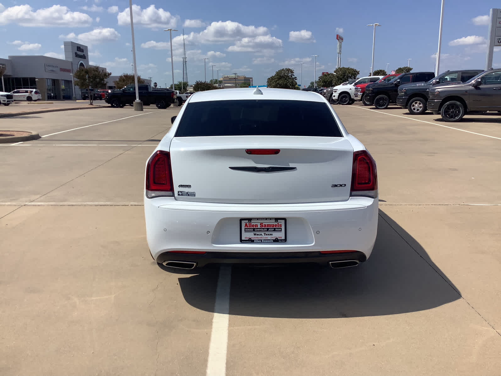 Used Car 2022 Chrysler 300  Touring L For Sale In Waco, Texas