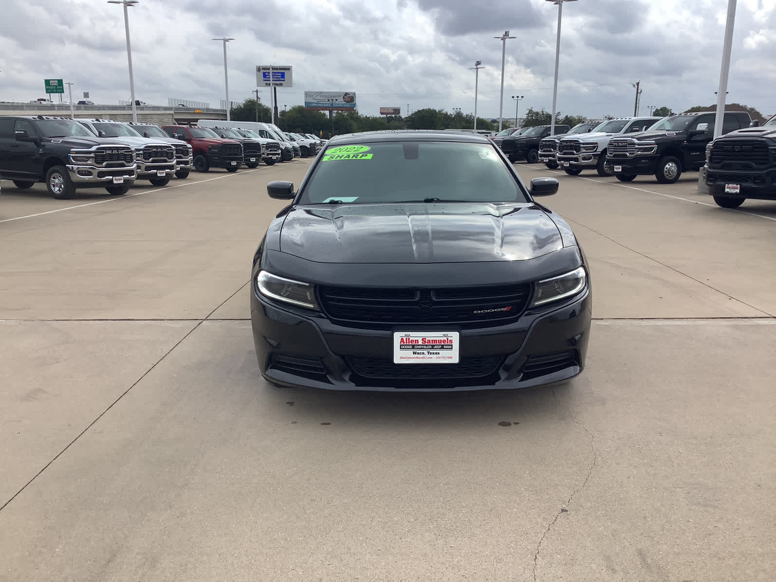 Used Car 2022 Dodge Charger  Sedan 4 Dr. Sxt Rear Wheel Drive For Sale Under $30,000 In Waco, Texas