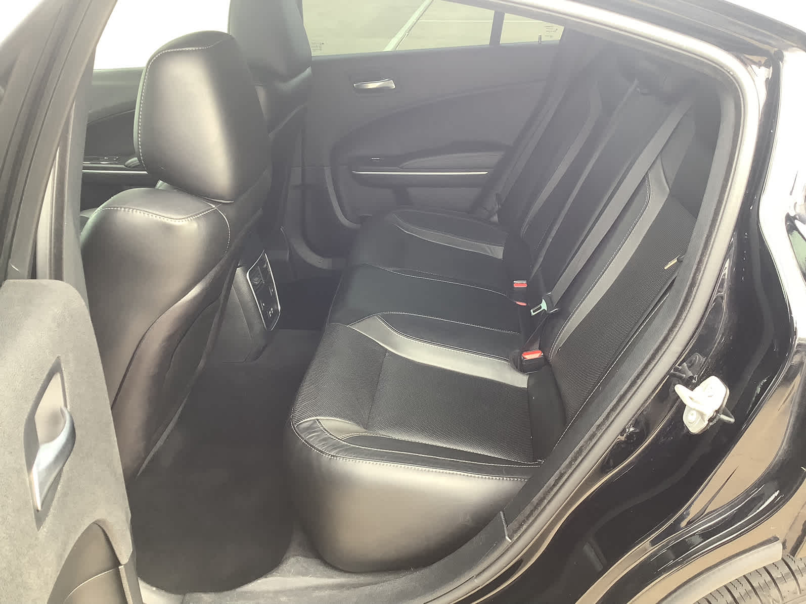 Used Car 2022 Dodge Charger  Sedan 4 Dr. Sxt Rear Wheel Drive For Sale Under $30,000 In Waco, Texas