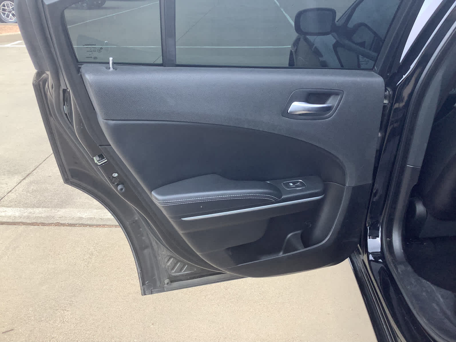 Used Car 2022 Dodge Charger  Sedan 4 Dr. Sxt Rear Wheel Drive For Sale Under $30,000 In Waco, Texas