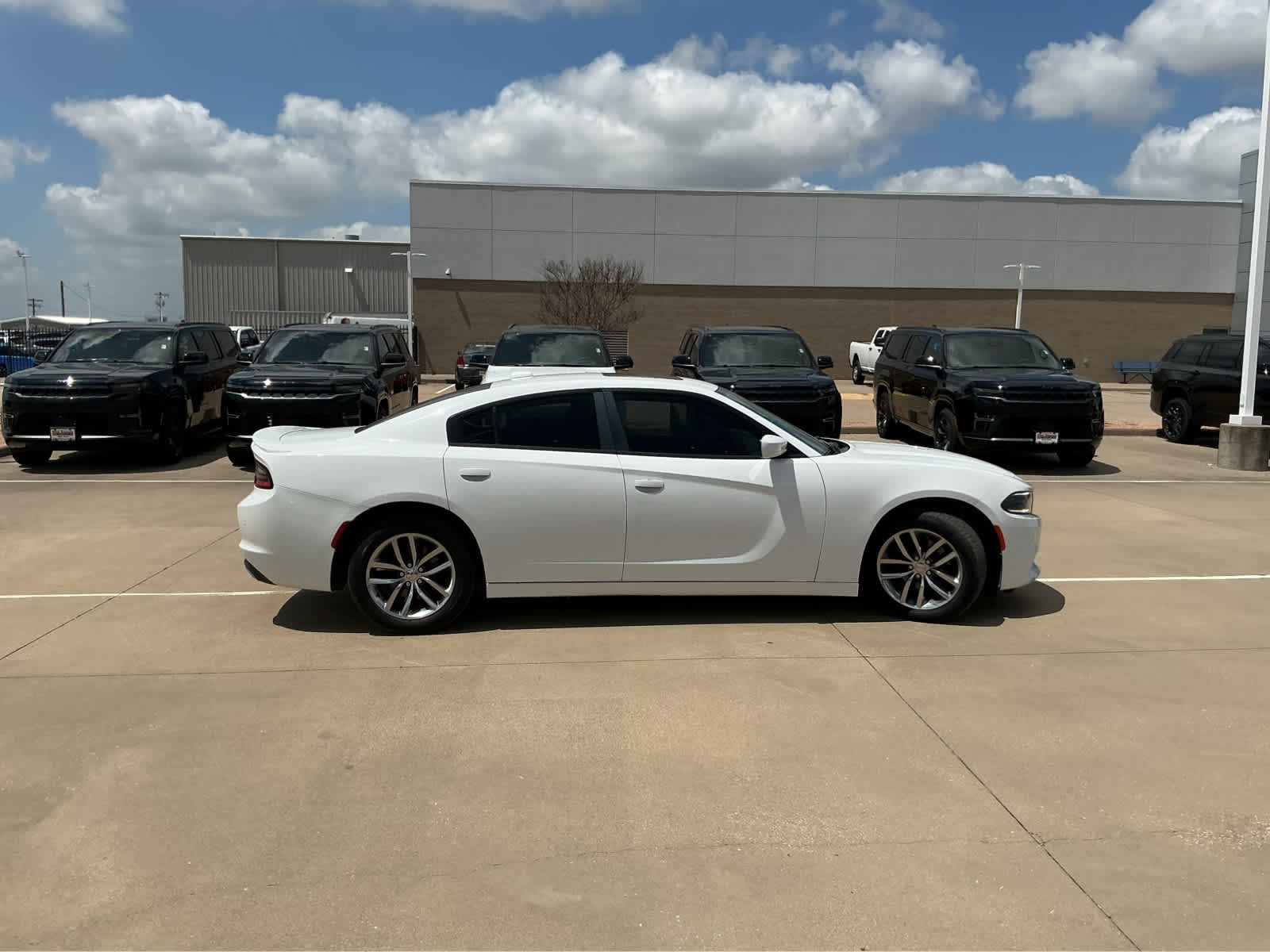 Used Car 2016 Dodge Charger  Sxt For Sale Under $20,000 In Waco, Texas