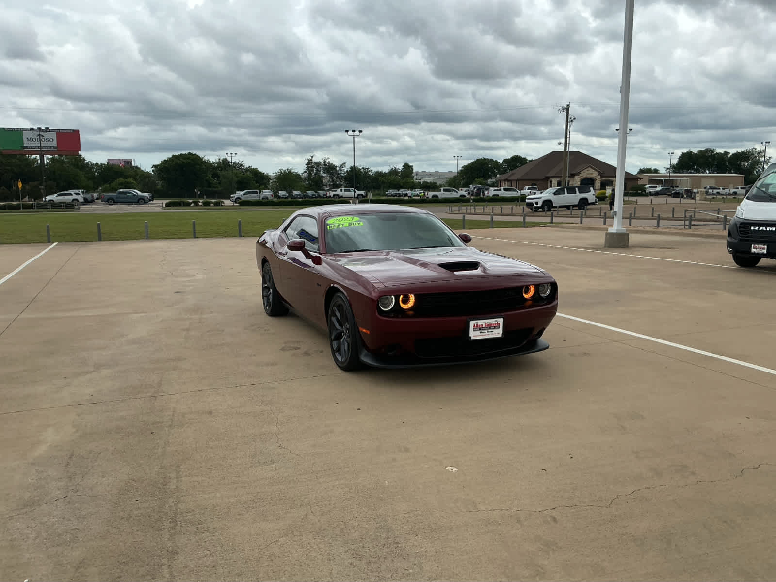 Used Car 2023 Dodge Challenger  R/t For Sale Under $40,000 In Waco, Texas