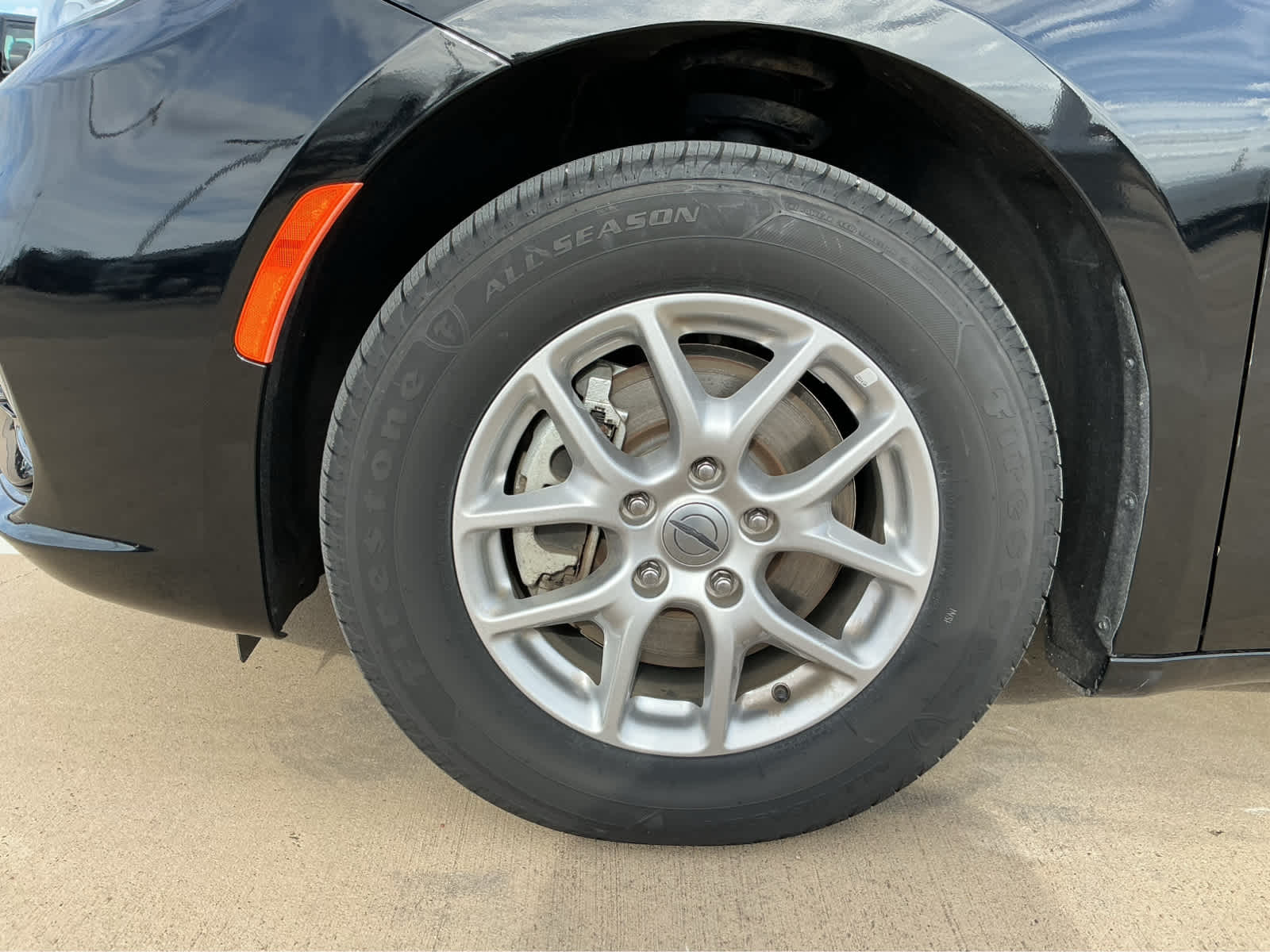 Used Car 2024 Chrysler Pacifica  Touring L For Sale Under $35,000 In Waco, Texas