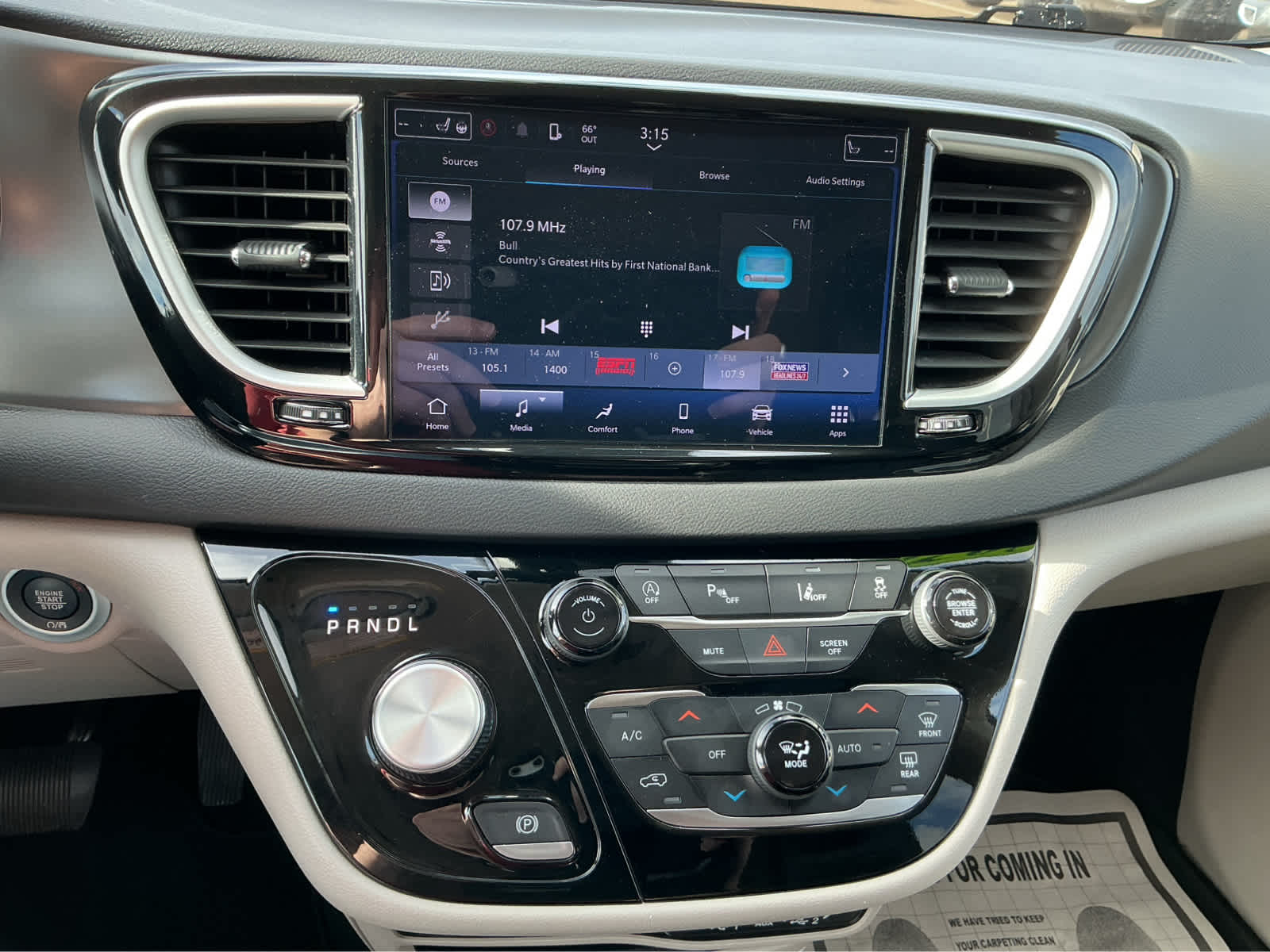 Used Car 2024 Chrysler Pacifica  Touring L For Sale Under $35,000 In Waco, Texas