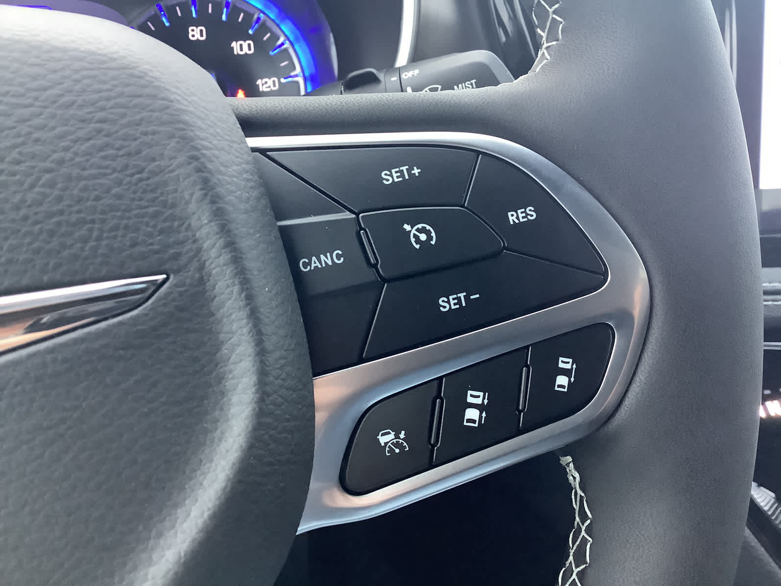 new 2026 Chrysler Pacifica car, priced at $42,917