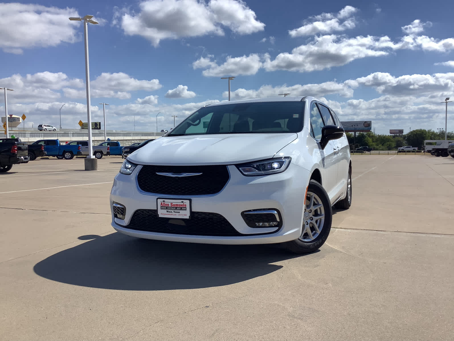 new 2026 Chrysler Pacifica car, priced at $41,803