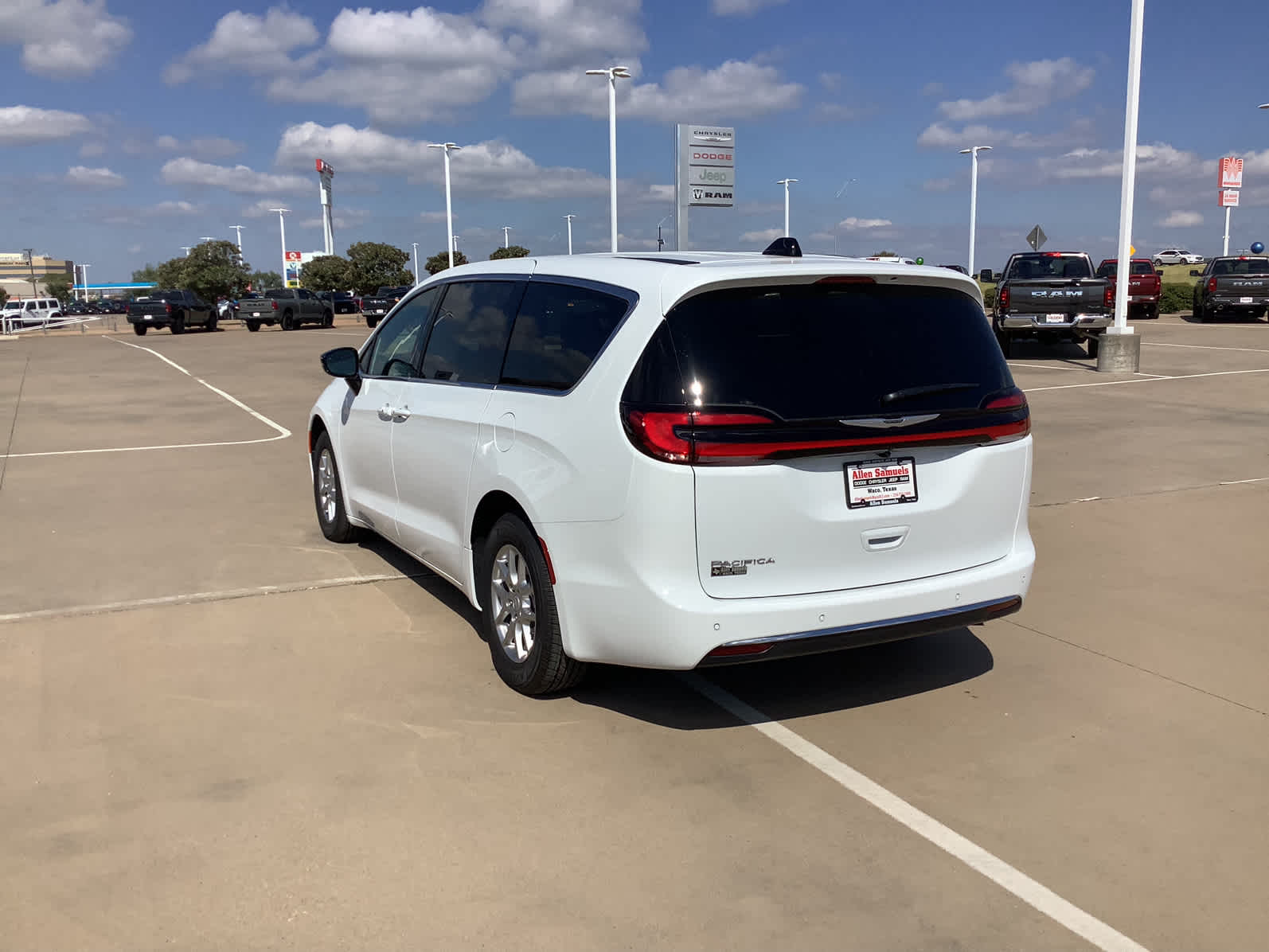 new 2026 Chrysler Pacifica car, priced at $41,803