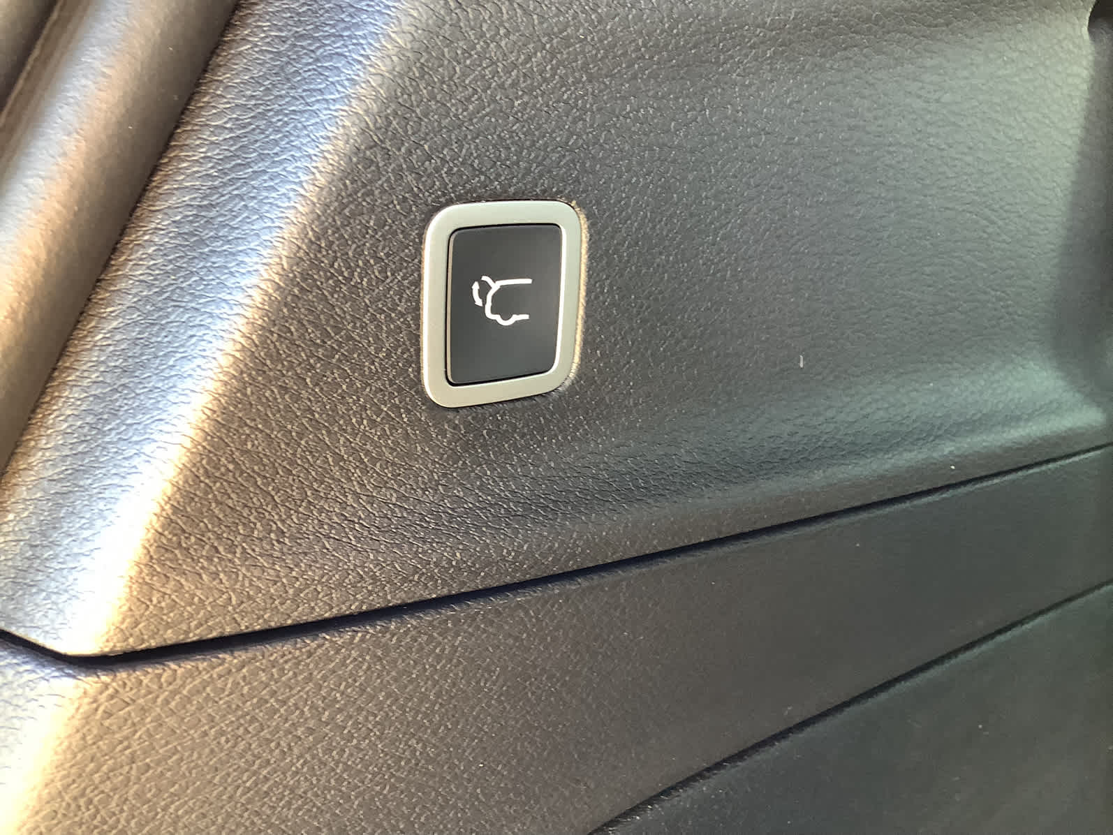 new 2026 Chrysler Pacifica car, priced at $47,145