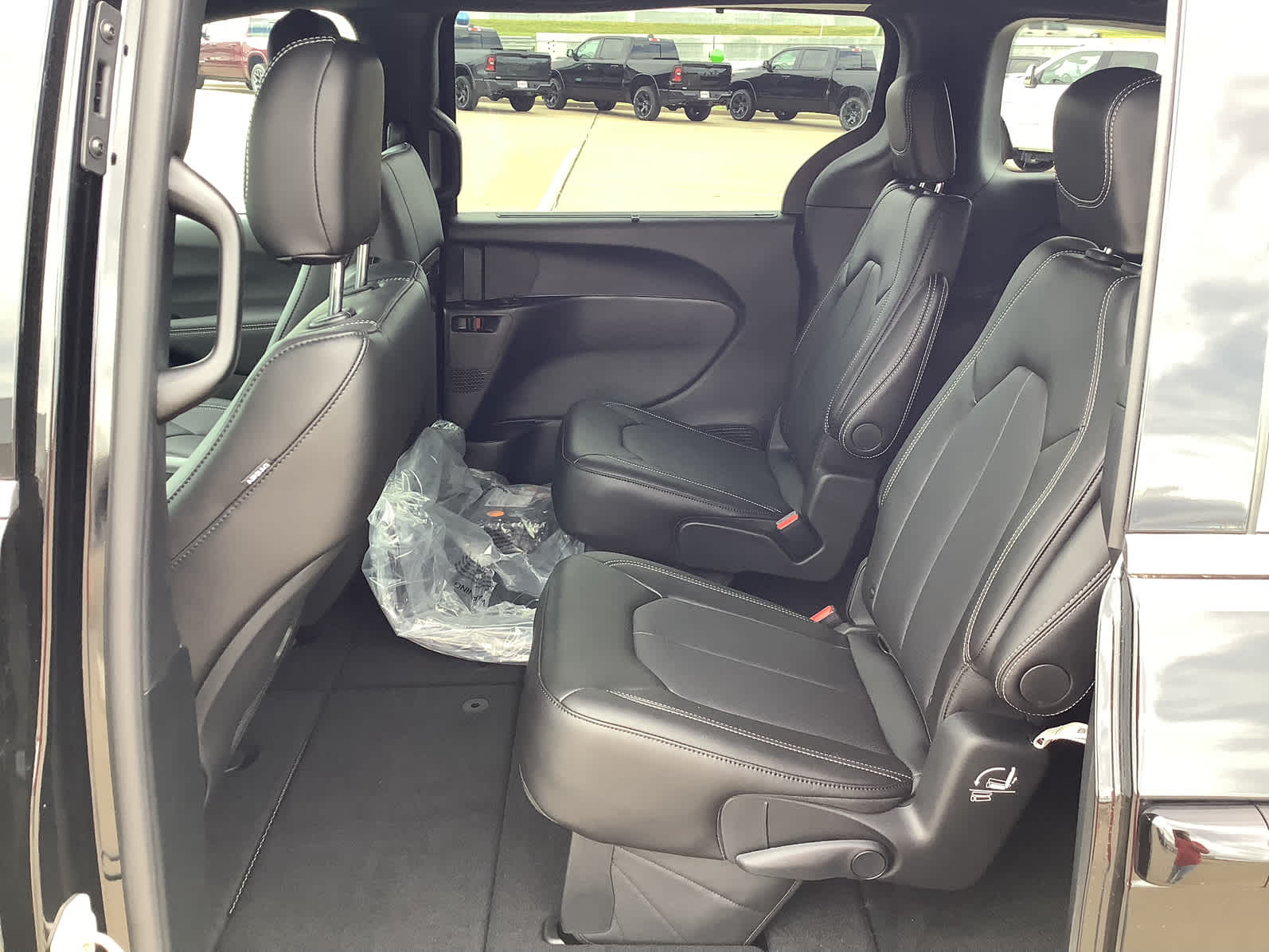 new 2026 Chrysler Pacifica car, priced at $41,955