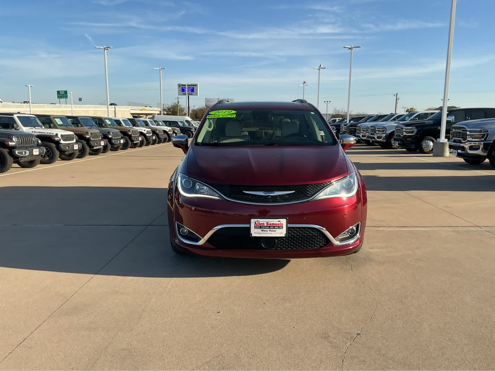 Used Car 2019 Chrysler Pacifica  Limited For Sale Under $20,000 In Waco, Texas