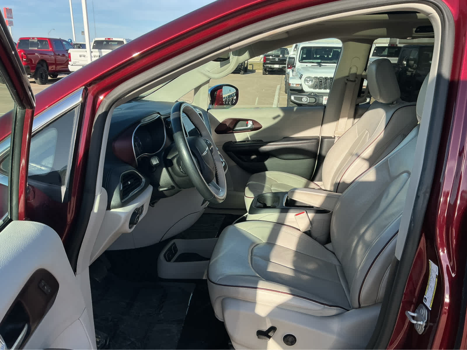 Used Car 2019 Chrysler Pacifica  Limited For Sale Under $20,000 In Waco, Texas