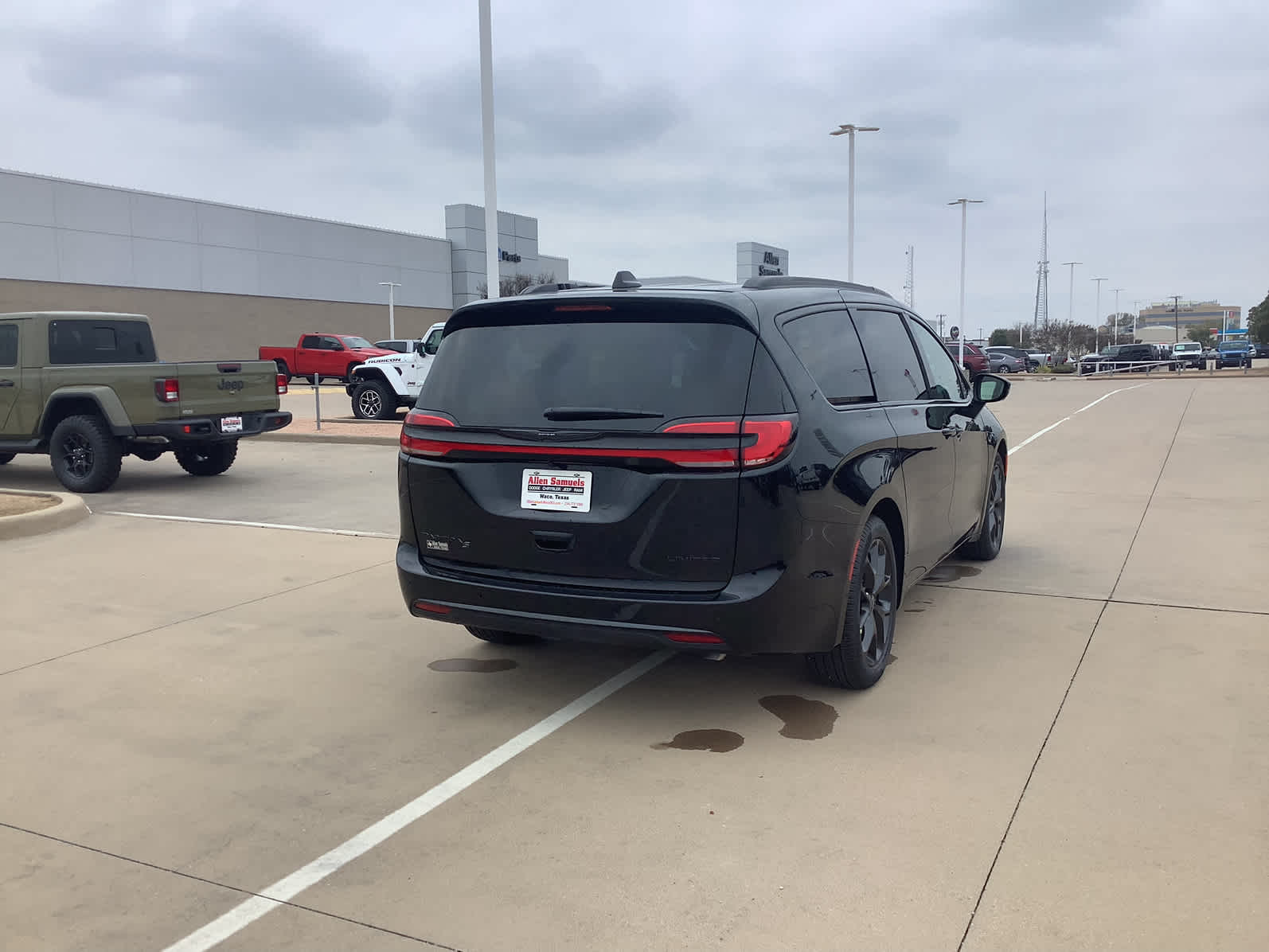 new 2026 Chrysler Pacifica car, priced at $49,873