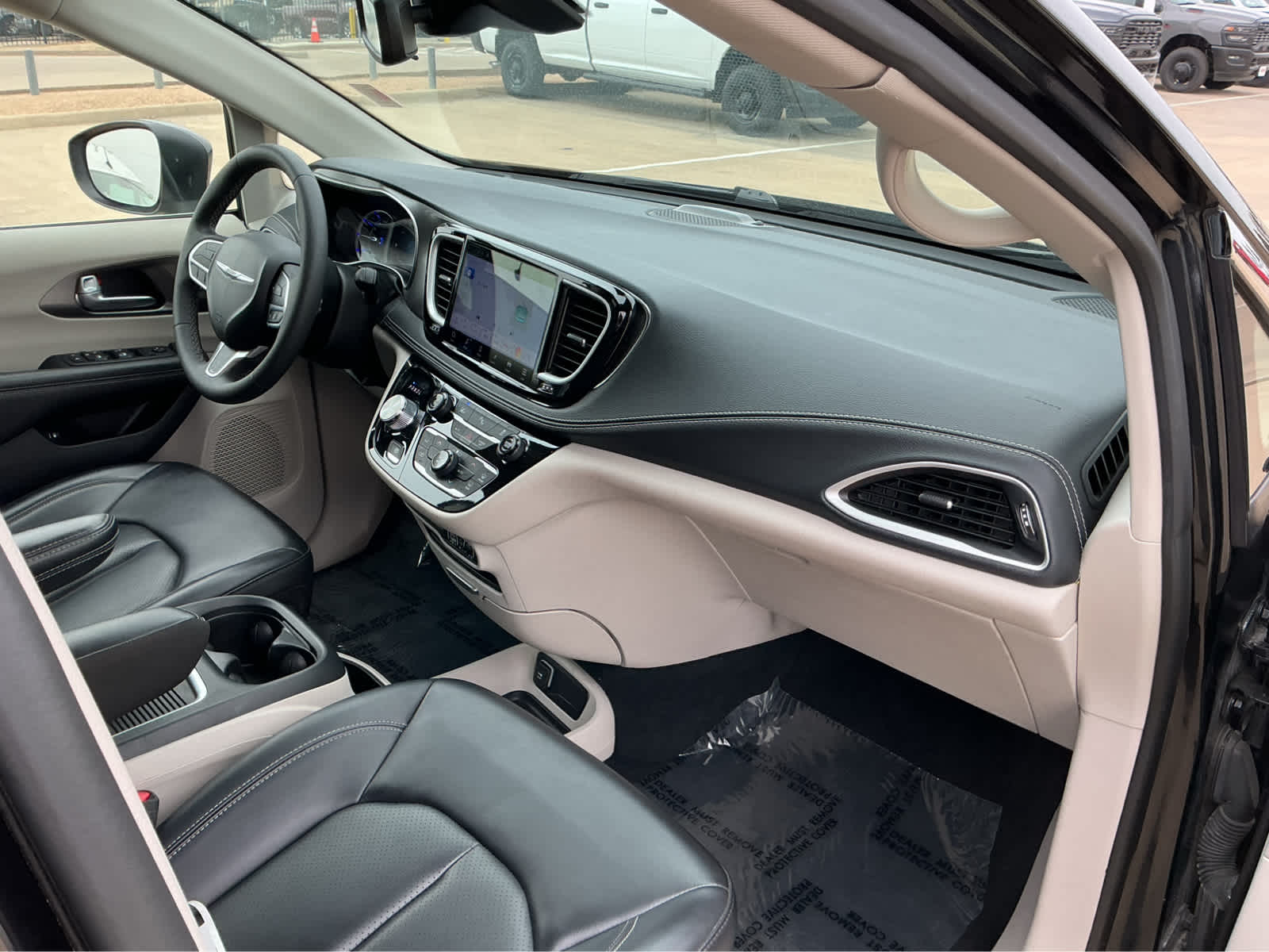 Used Car 2023 Chrysler Pacifica  Hybrid Touring L For Sale Under $35,000 In Waco, Texas