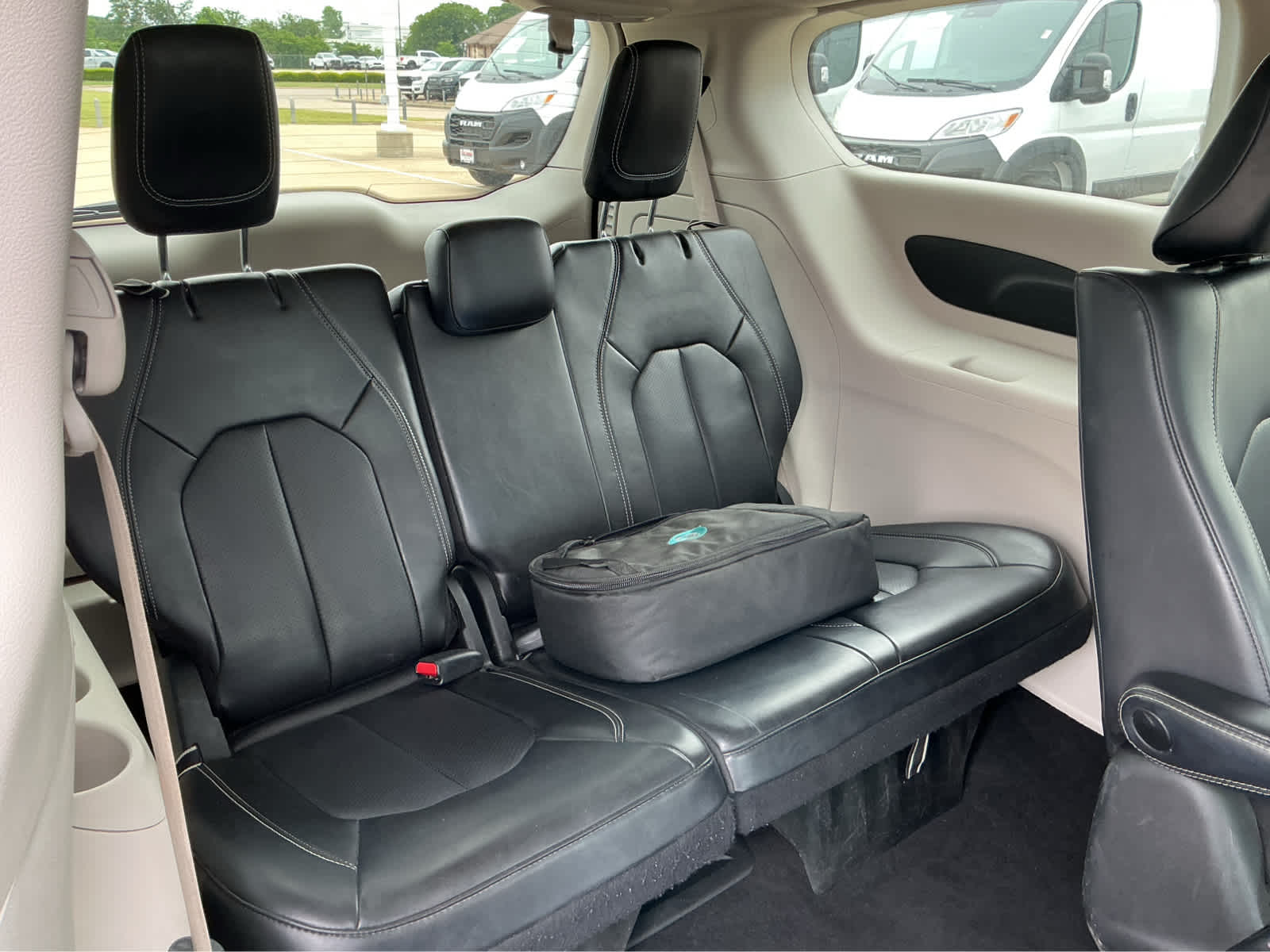 Used Car 2023 Chrysler Pacifica  Hybrid Touring L For Sale Under $35,000 In Waco, Texas