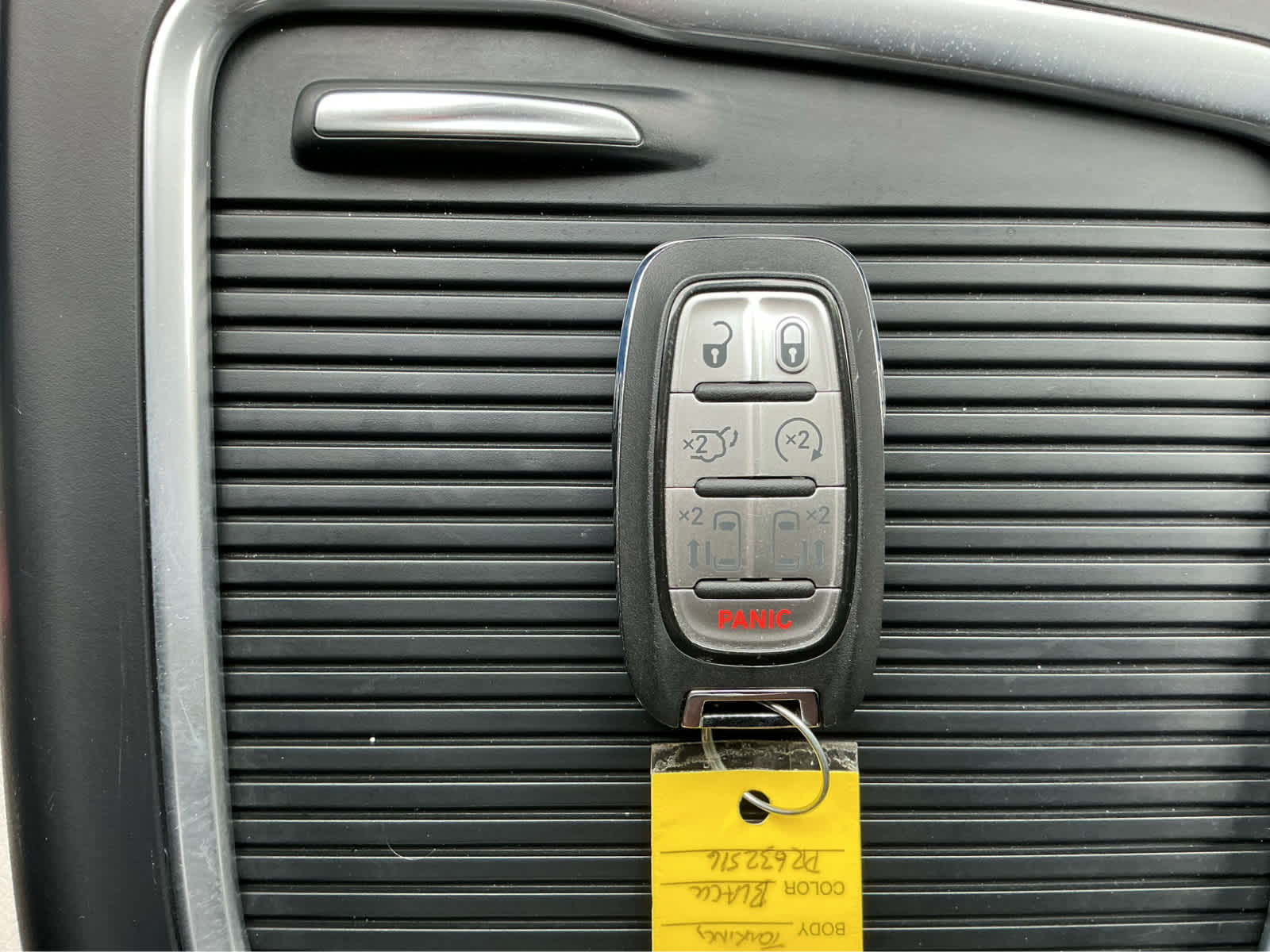 Used Car 2023 Chrysler Pacifica  Hybrid Touring L For Sale Under $35,000 In Waco, Texas