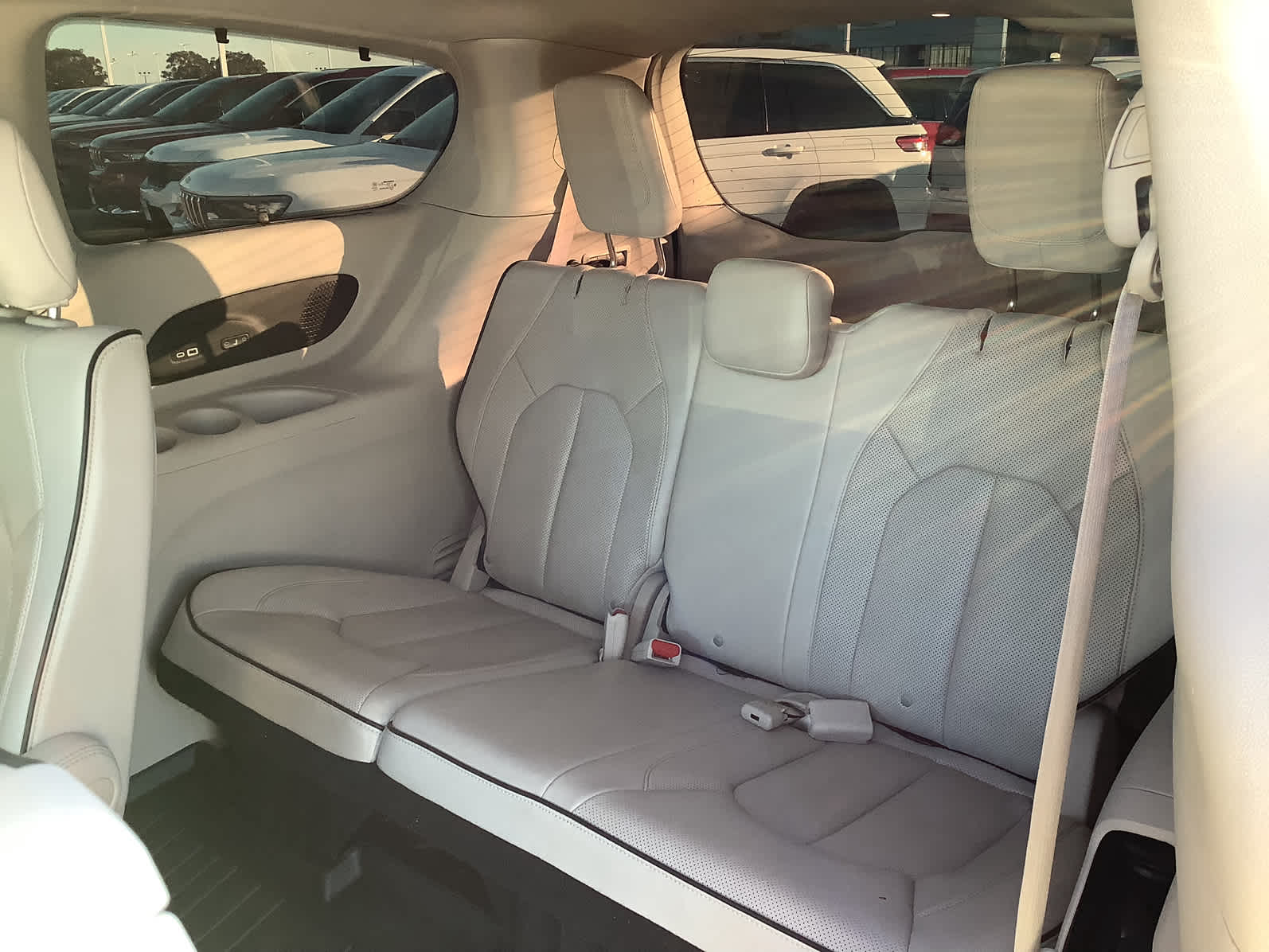 Used Car 2021 Chrysler Pacifica  Limited For Sale Under $30,000 In Waco, Texas