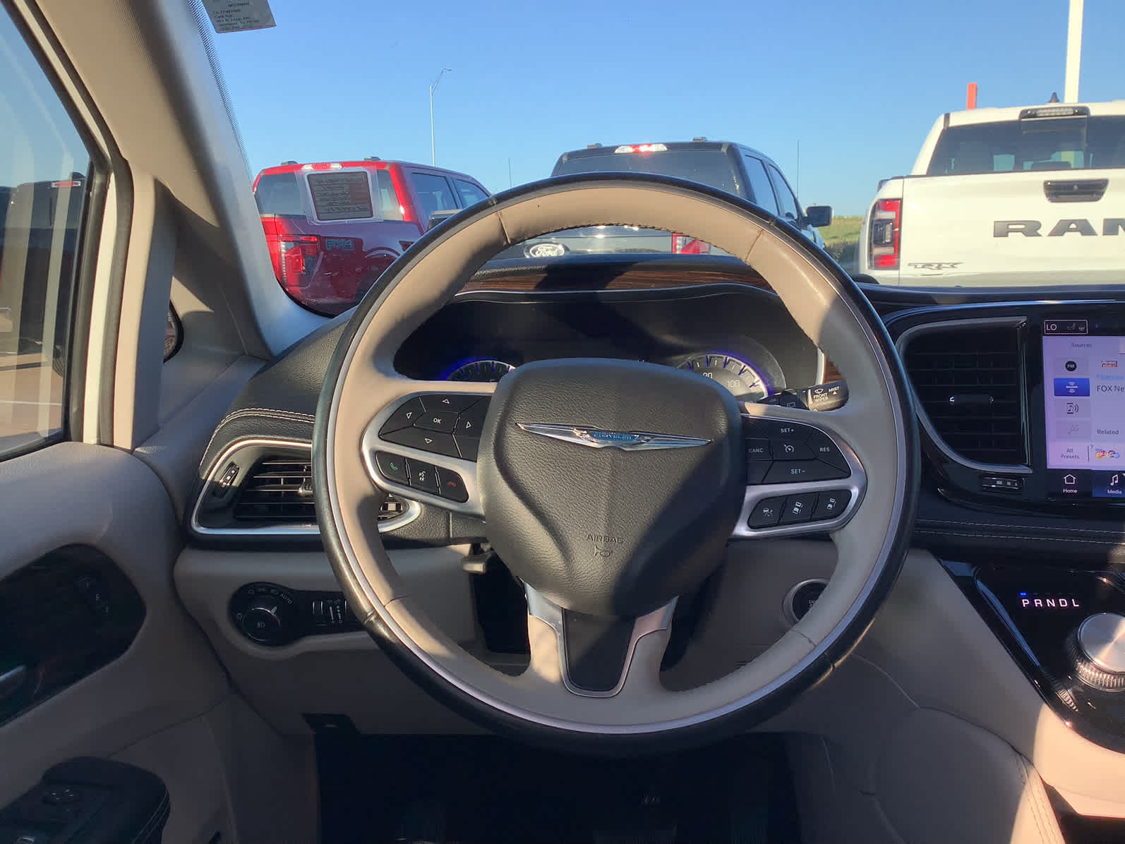 Used Car 2021 Chrysler Pacifica  Limited For Sale Under $30,000 In Waco, Texas