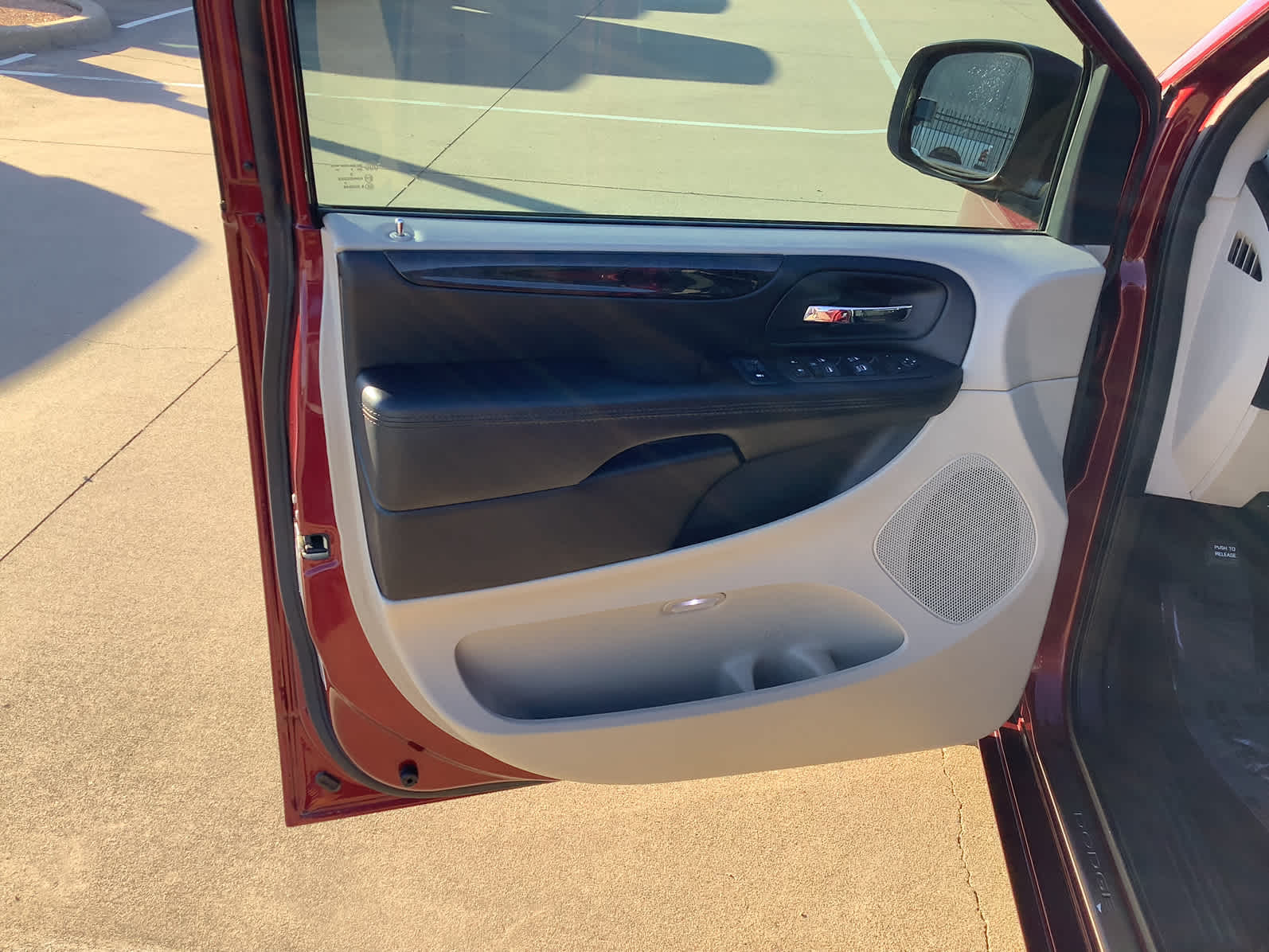 Used Car 2019 Dodge Grand Caravan  Se For Sale Under $12,000 In Waco, Texas