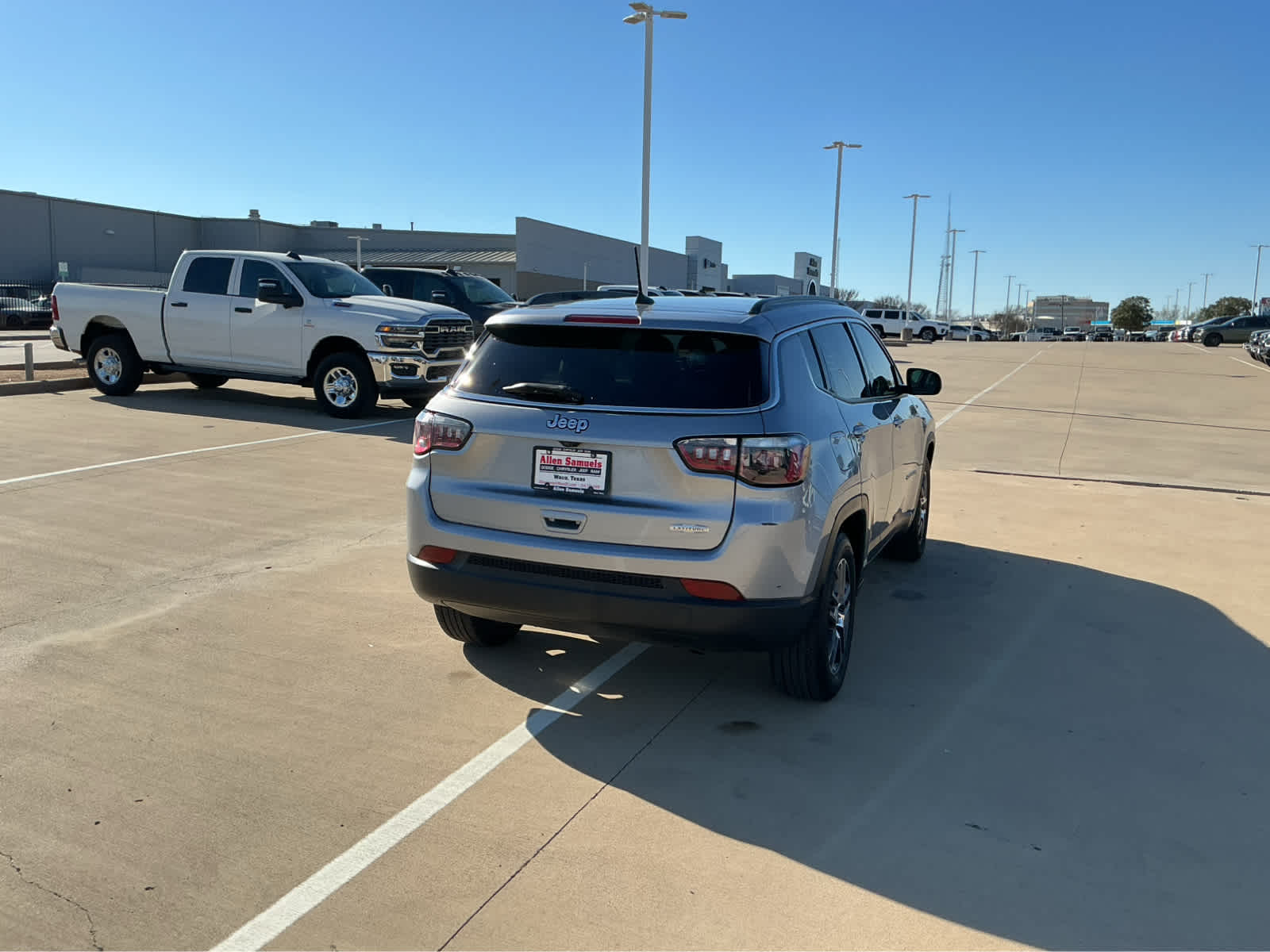 Used Car 2018 Jeep Compass  Latitude W/sun/wheel Pkg For Sale Under $20,000 In Waco, Texas