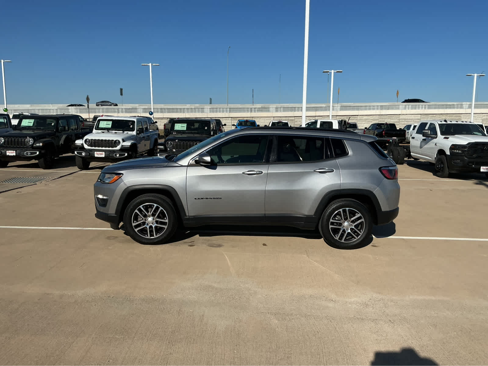 Used Car 2018 Jeep Compass  Latitude W/sun/wheel Pkg For Sale Under $20,000 In Waco, Texas