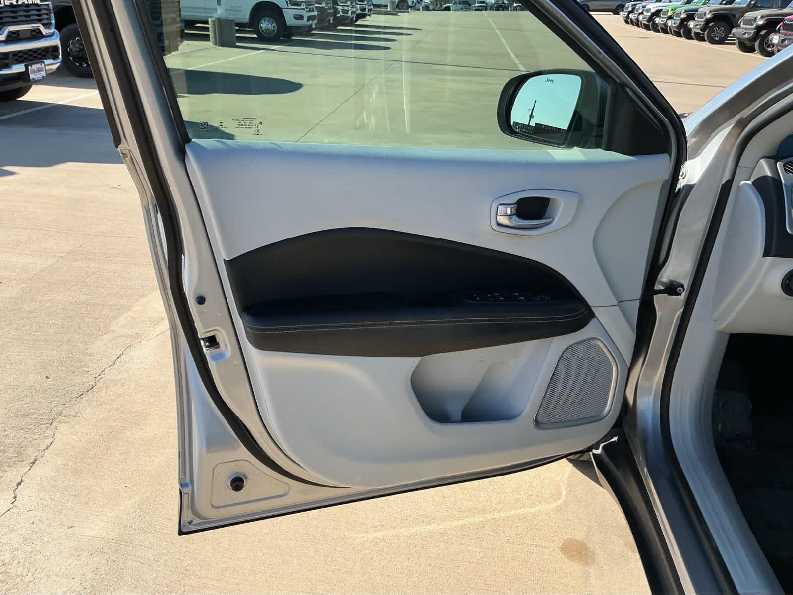 Used Car 2018 Jeep Compass  Latitude W/sun/wheel Pkg For Sale Under $20,000 In Waco, Texas